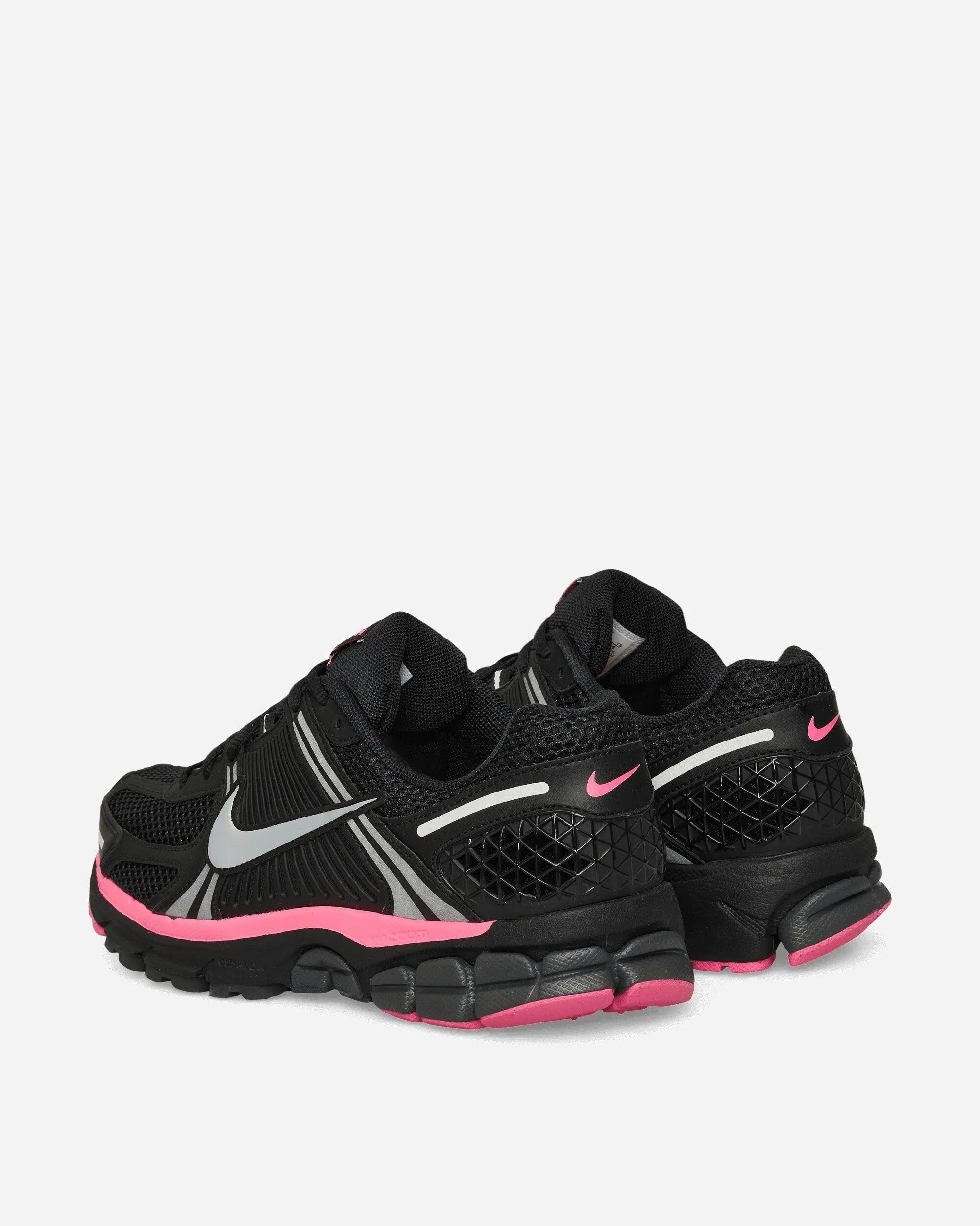 Versatile Everyday Design Zoom Vomero 5 Sneakers Black / Pink Blast