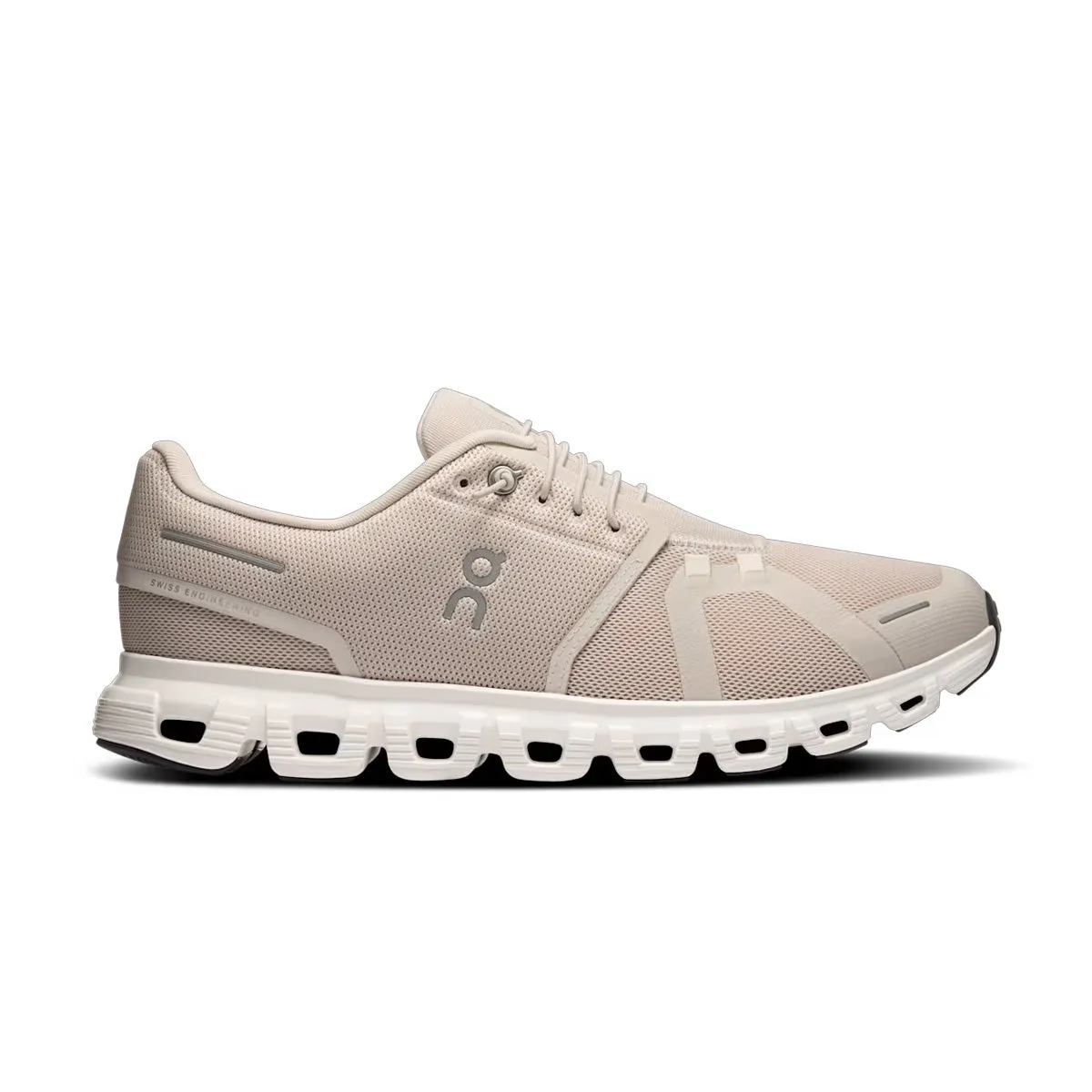Cloud 6 'Pearl White' Comfort - Focused