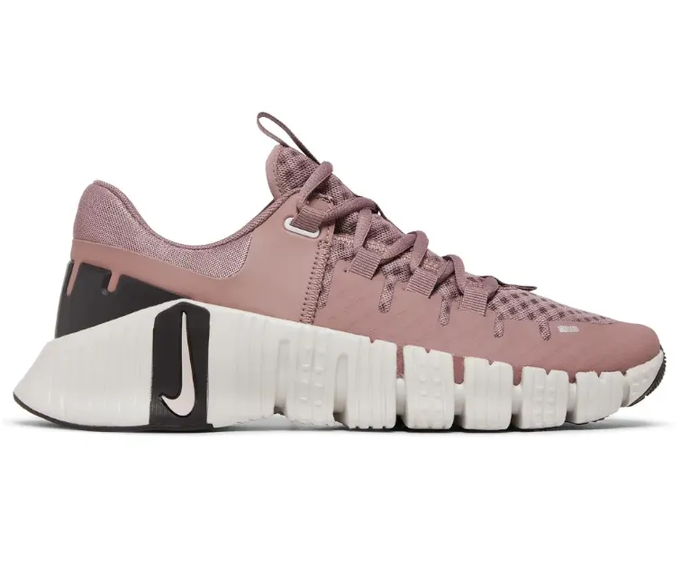Ergonomic Last Shape Womens Nike Free Metcon 5 (Smokey Mauve)