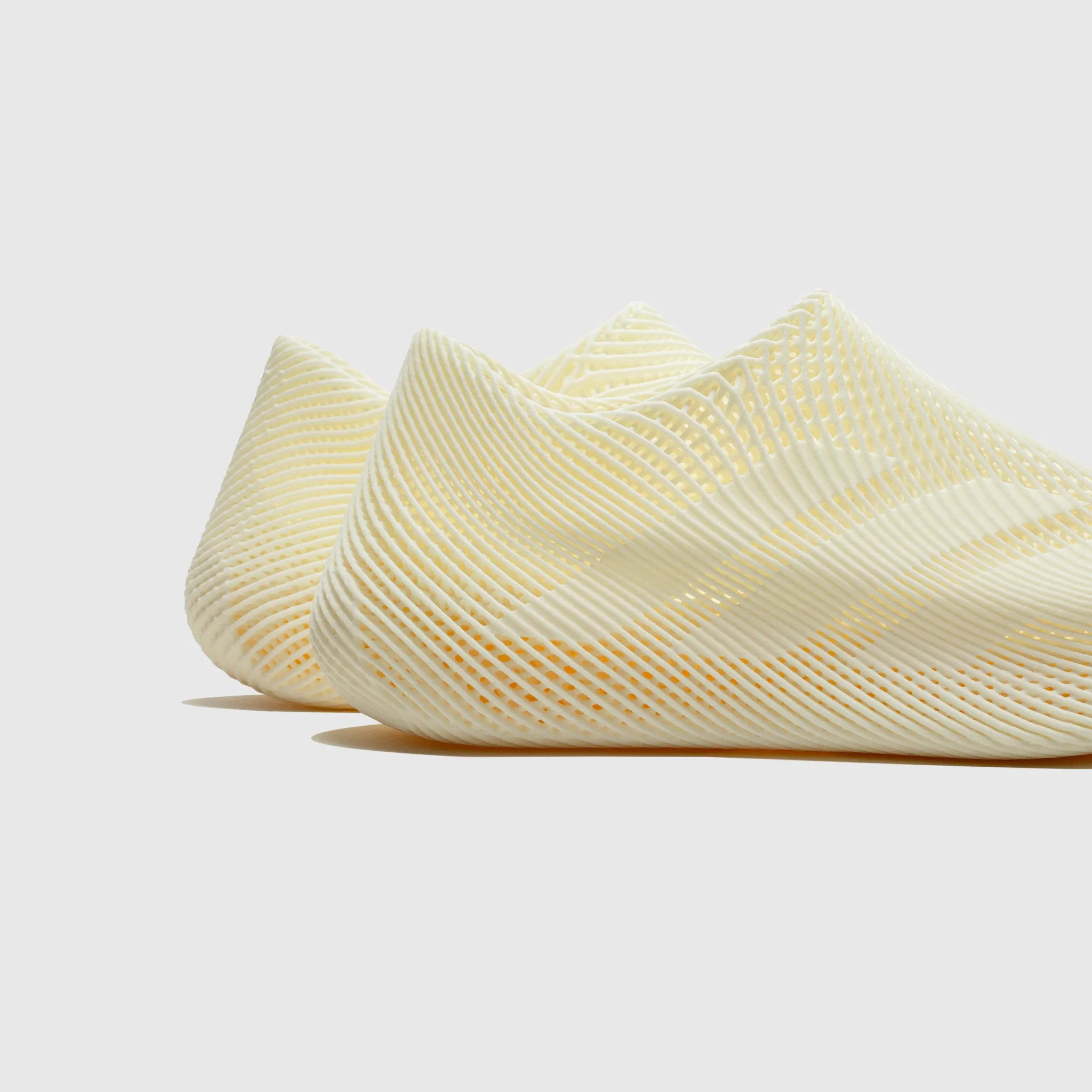 High Shine Contoured Footbed Support CLIMACOOL