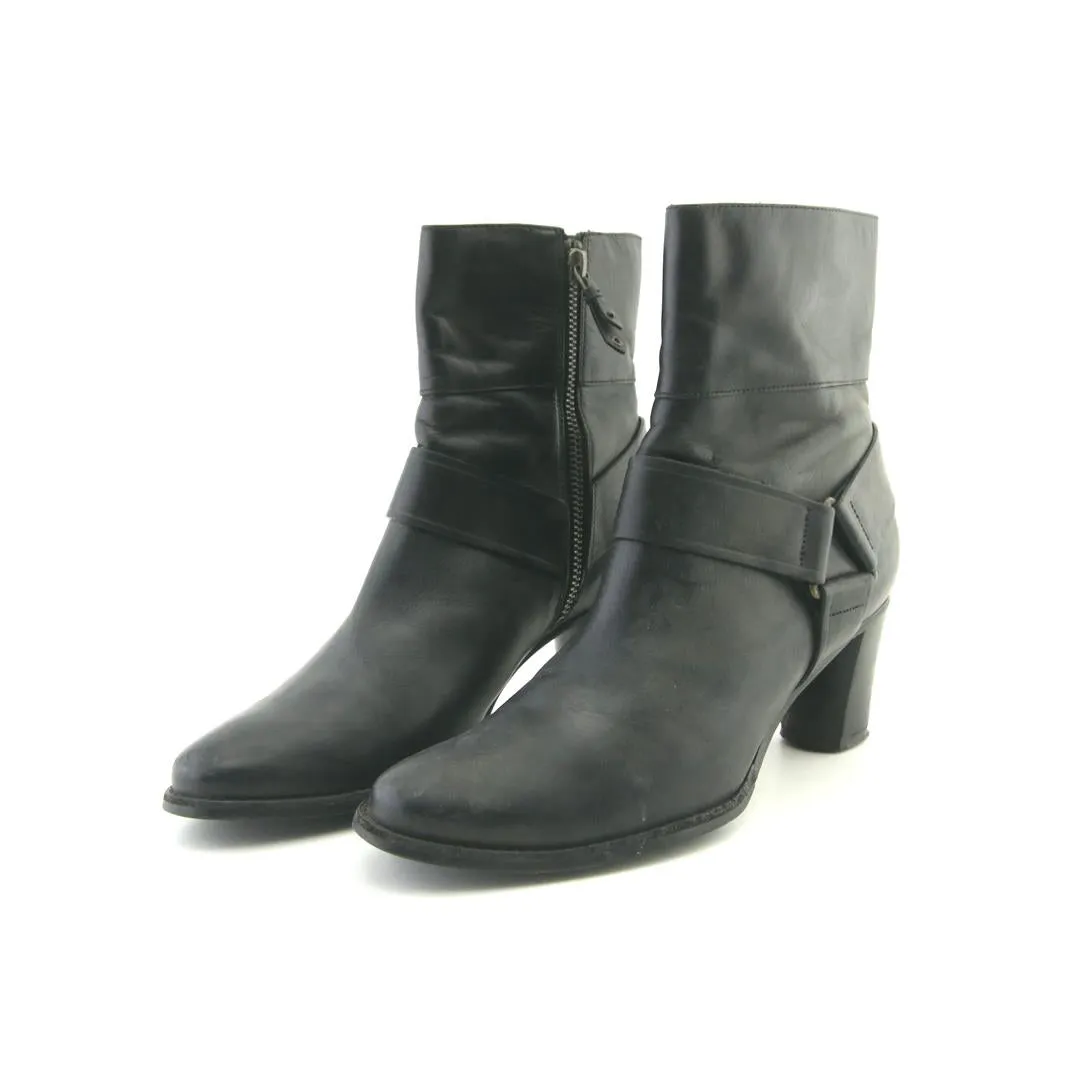 COLE HAAN HARNESS ZIP Work Chic