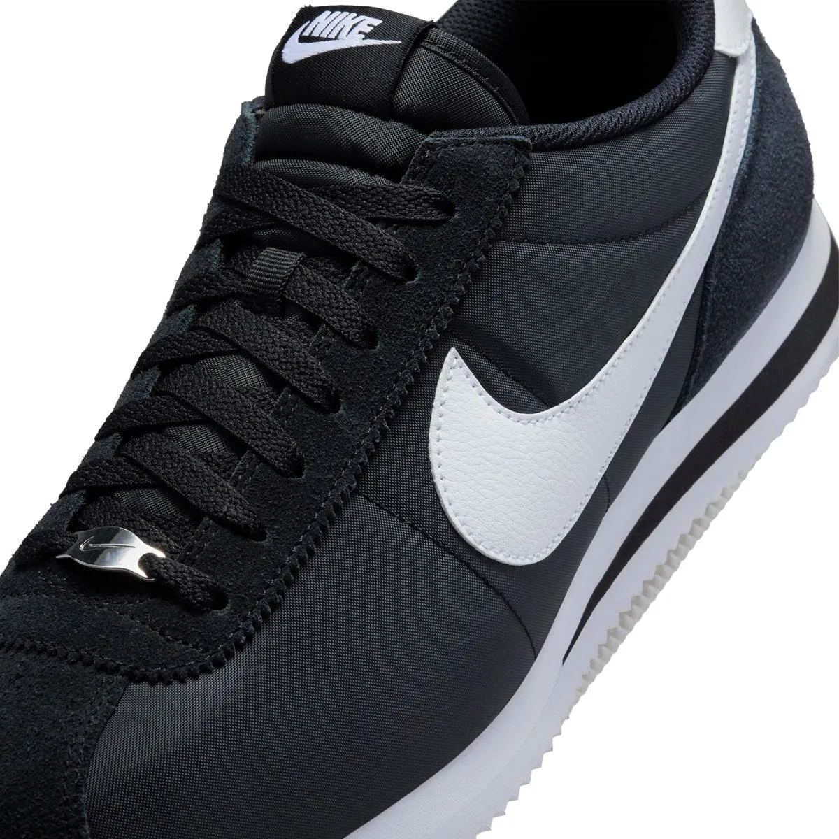 Designer graduation Cortez TXT 'Black White'