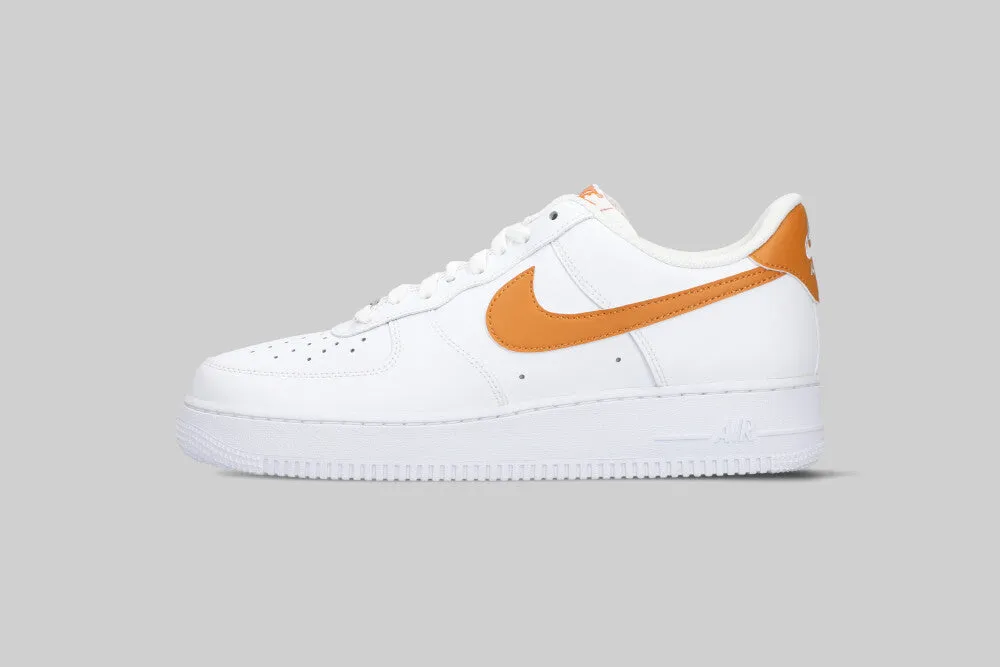 Even Ground Nike Air Force 1 '07 SE 'White and Monarch'
