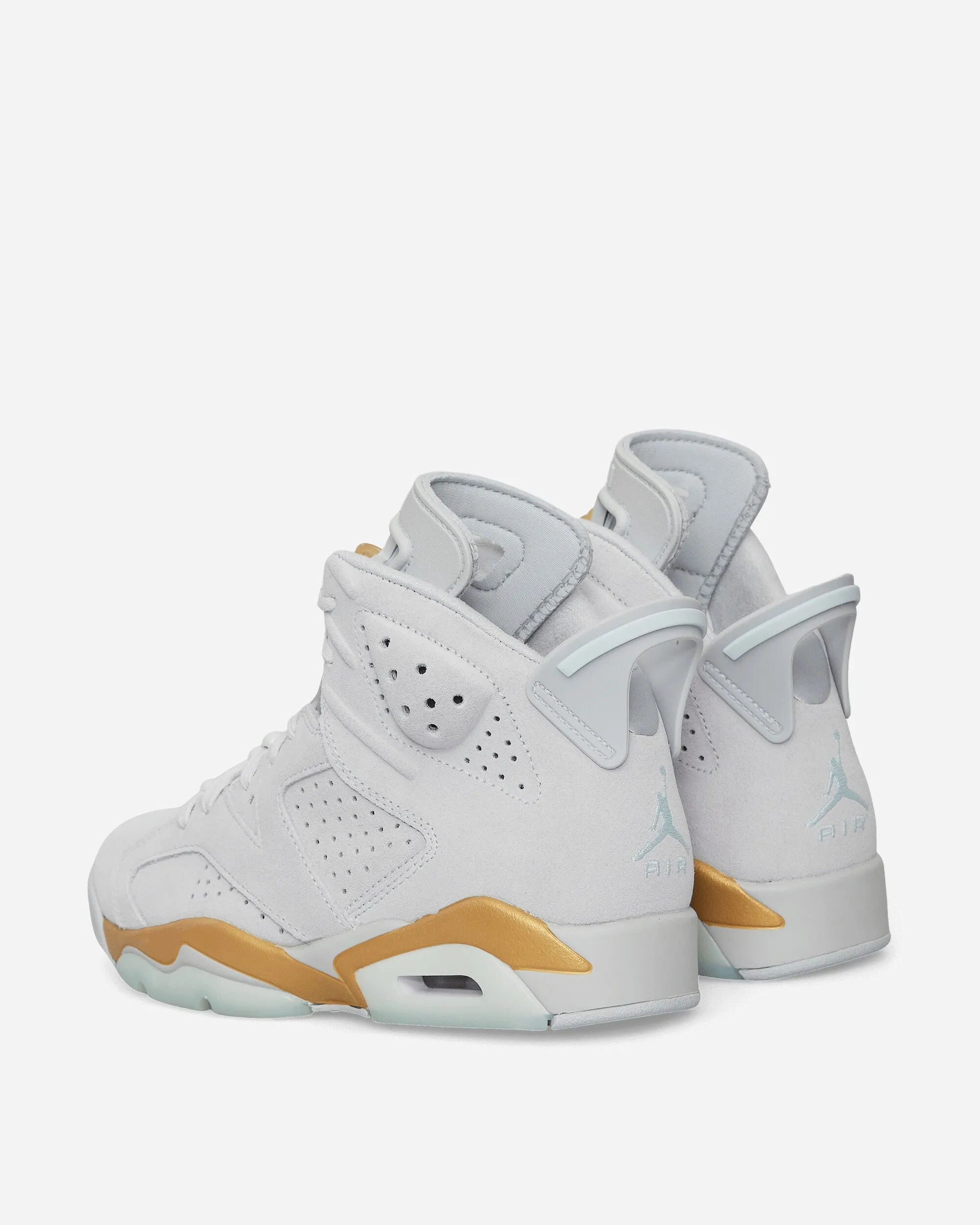 Women's Air Jordan 6 Retro Sneakers Pearl Rocker Sole Technology Stability Focus