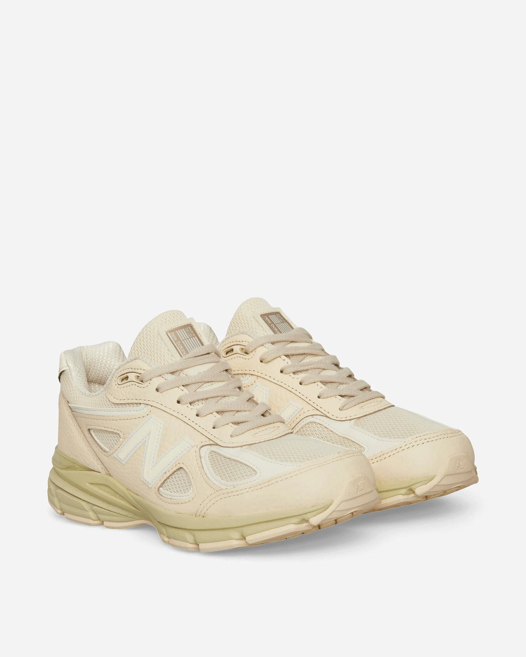 Soft Landing Flexible Support 990v4 Sneakers Macadamia Nut / Morel
