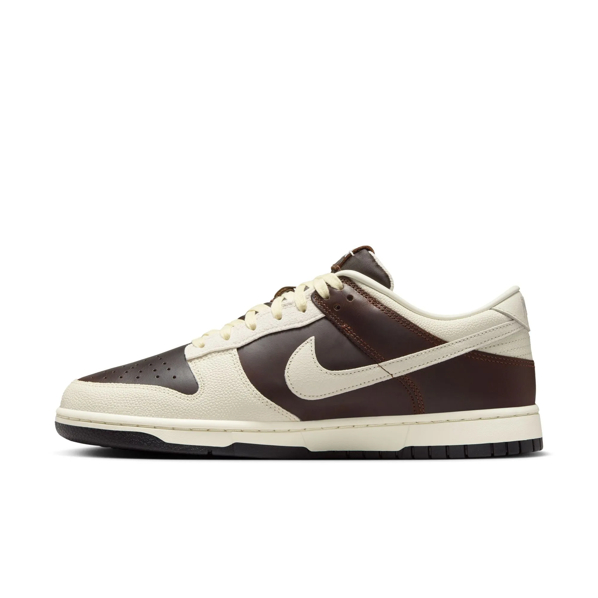 Clean White M Nike Dunk Low Retro IH7333-200