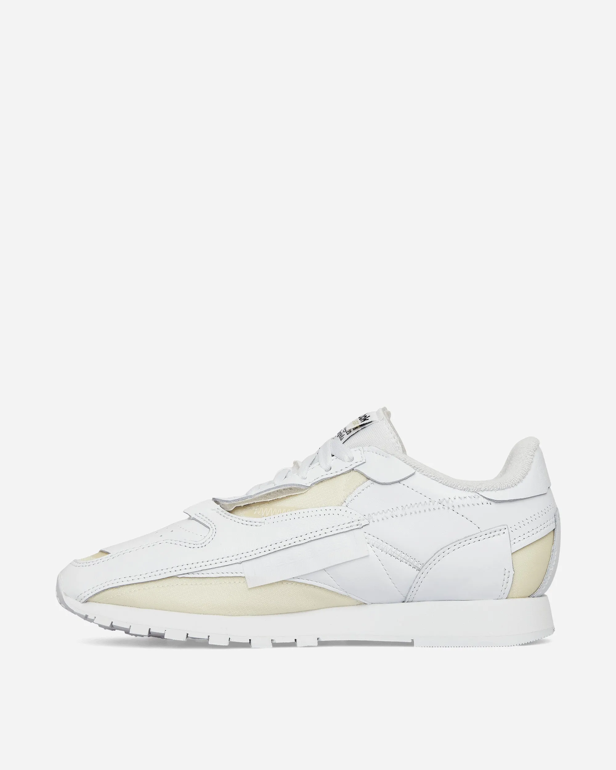 Reebok CL Memory Of Sneakers White Lightweight Ease Clean Style