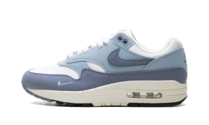 cushioned running shoes Comfortable foot alignment Nike Air Max 1 '87 WMNS "Light Armory Blue Ashen Slate"