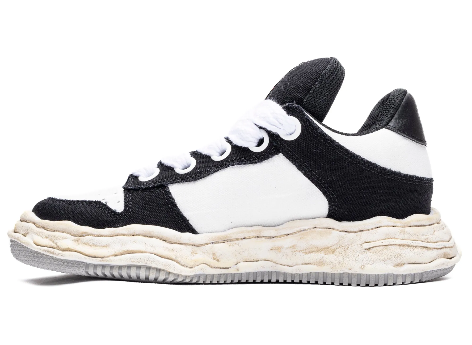 Zip Up Maison Mihara Yasuhiro Wayne Puffer OG in Black/White