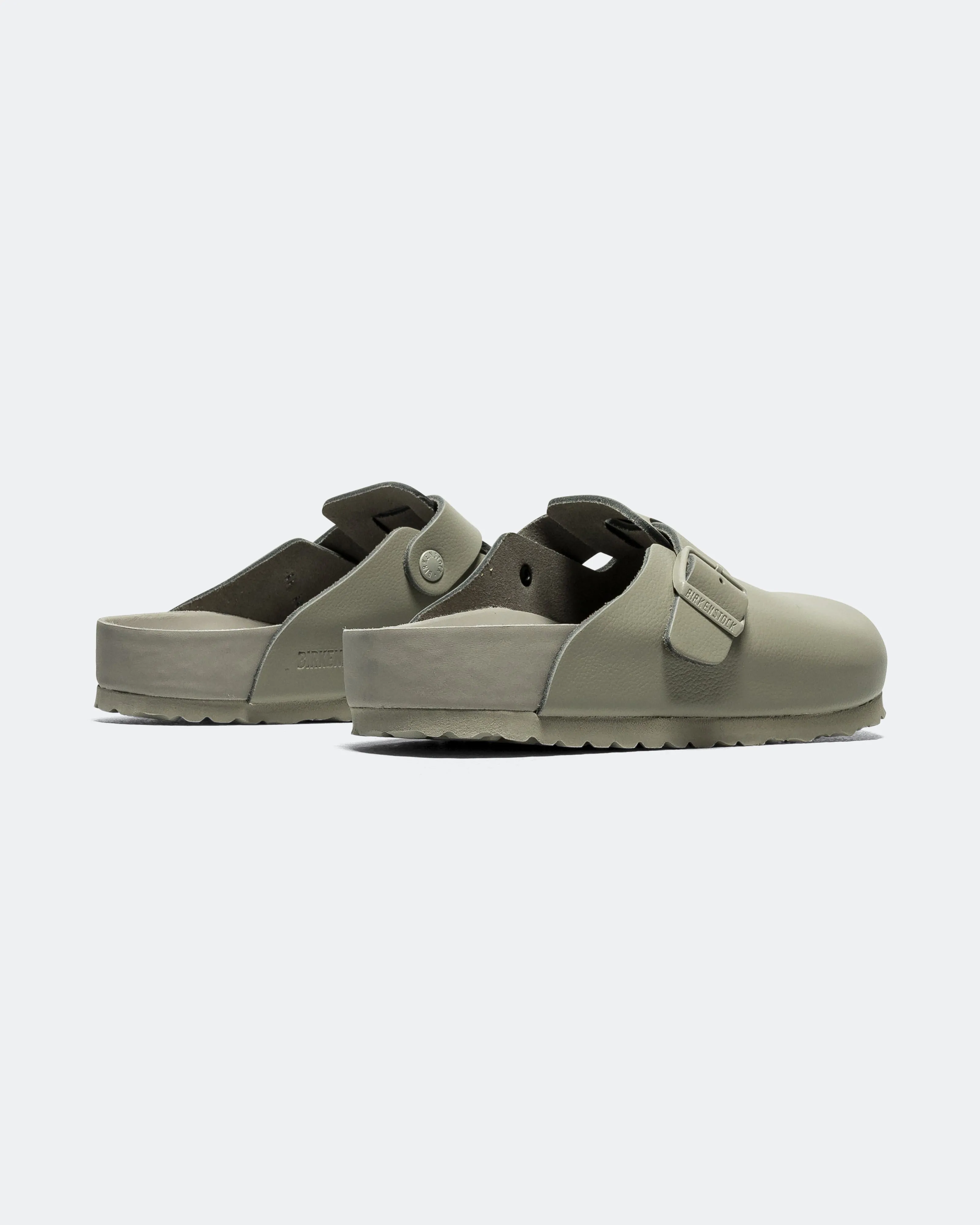 Boston Exquisite - Mineral Grey Natural Leather Smart Design Versatile Comfort