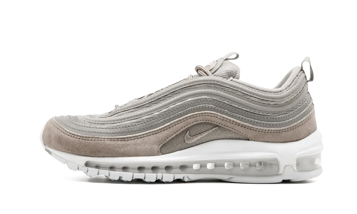 visible lacing shoes Air Max 97