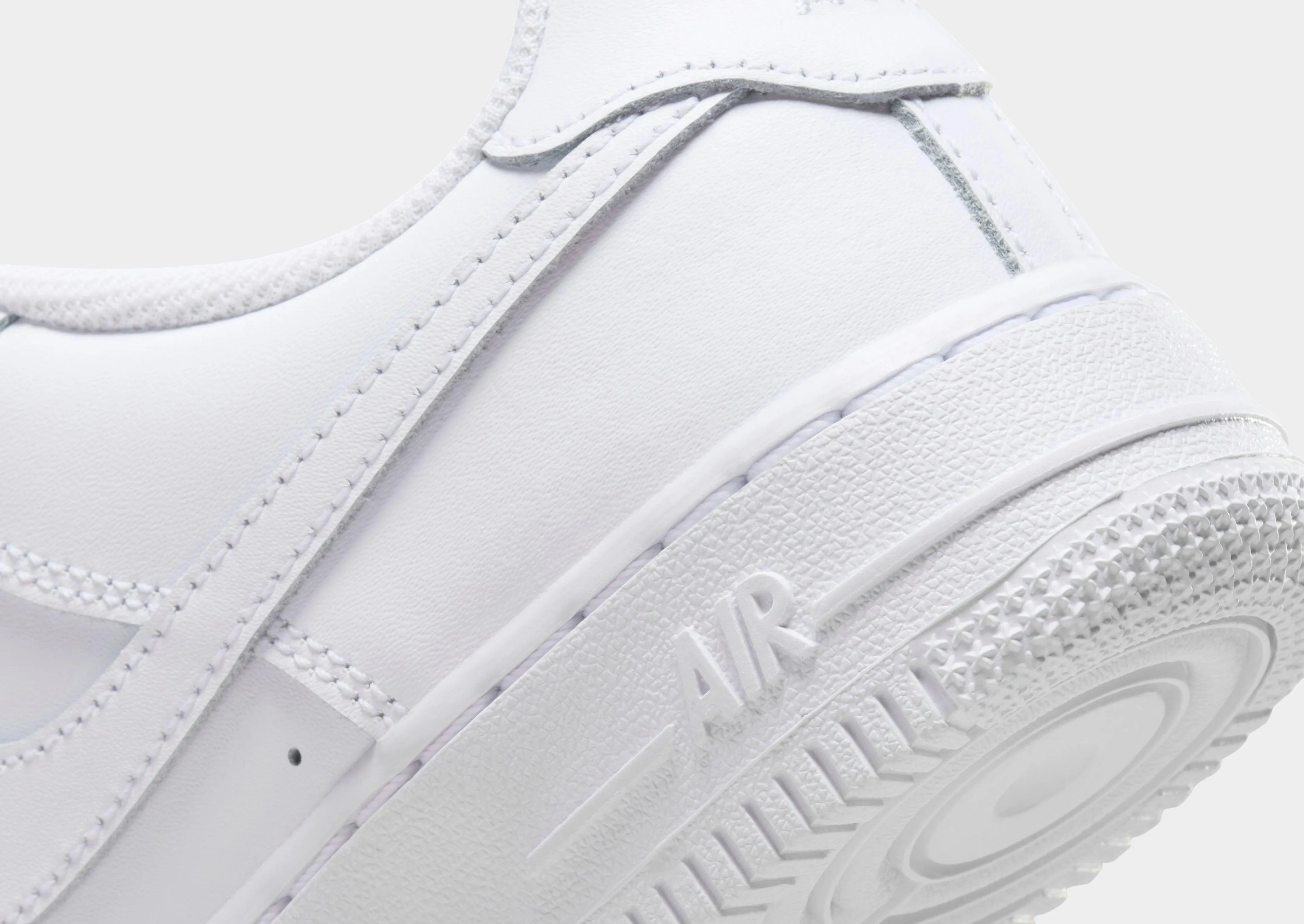 Air Force 1 LE Junior's Step Control Support