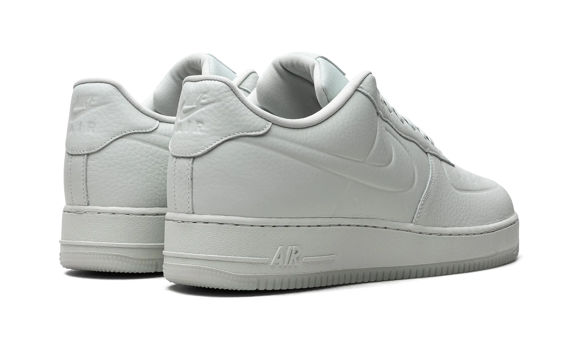 Flexible Outsole Design Responsive Air Force 1 '07 Pro Tech "Waterproof Grey"