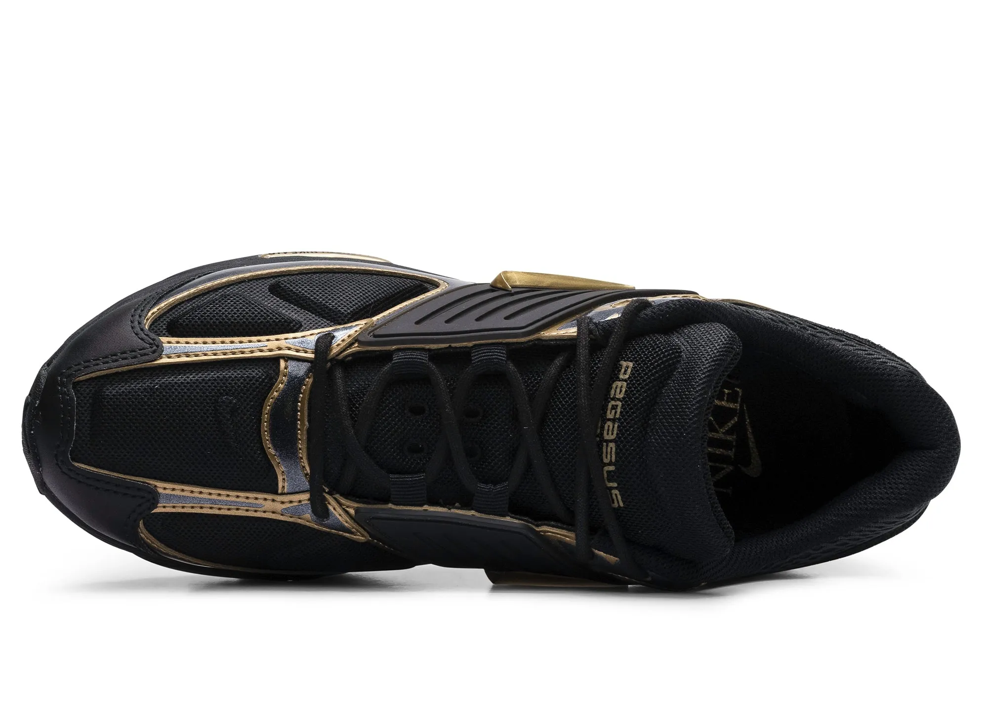 Everywhere Fit Mountain Strong Nike Air Pegasus Wave Premium