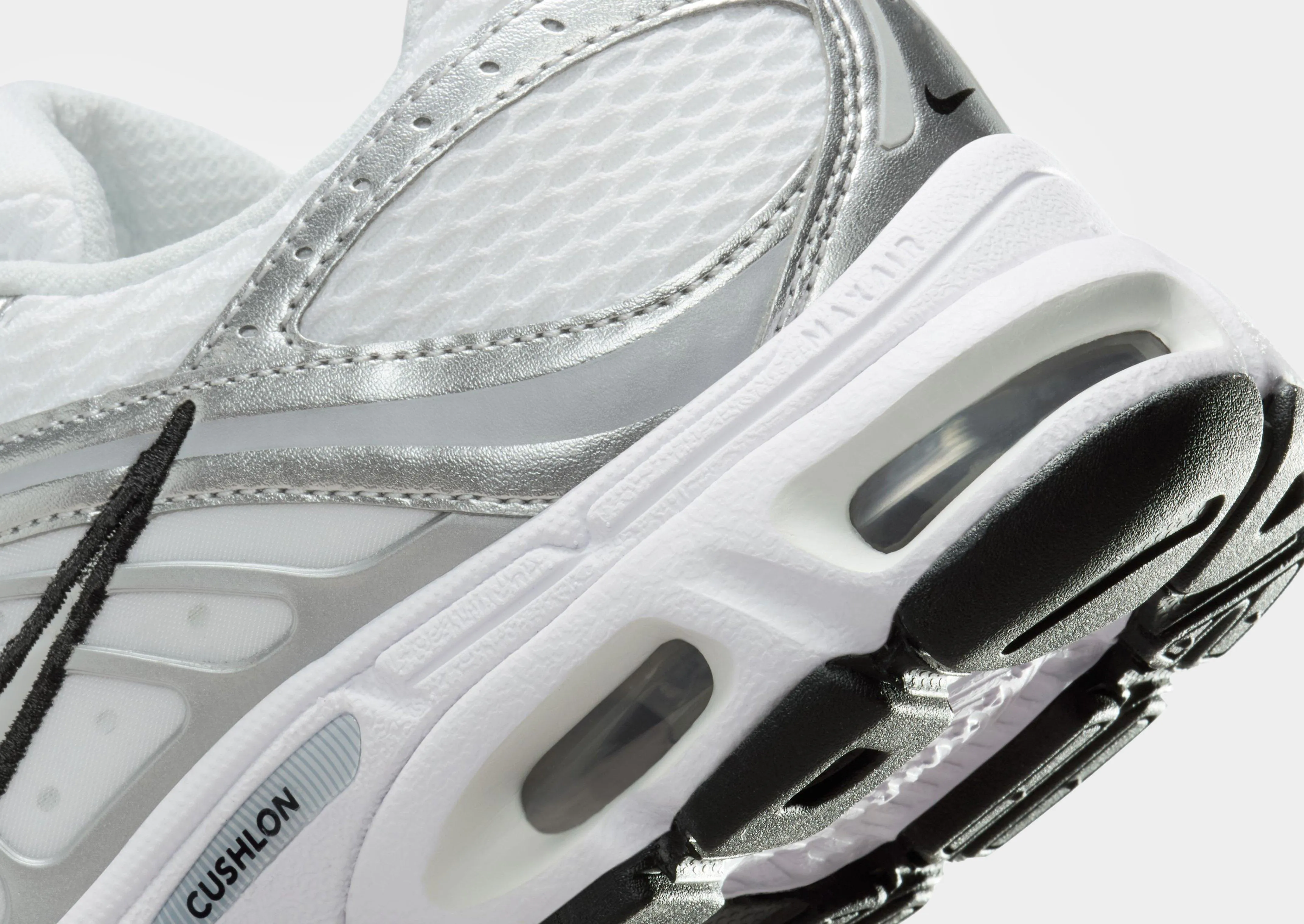 Air Max Moto 2K Women's Form Control Soft midsoles