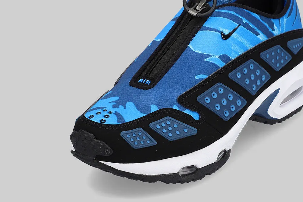 Stunning look Nike Air Max SNDR 'Black and Photo Blue'