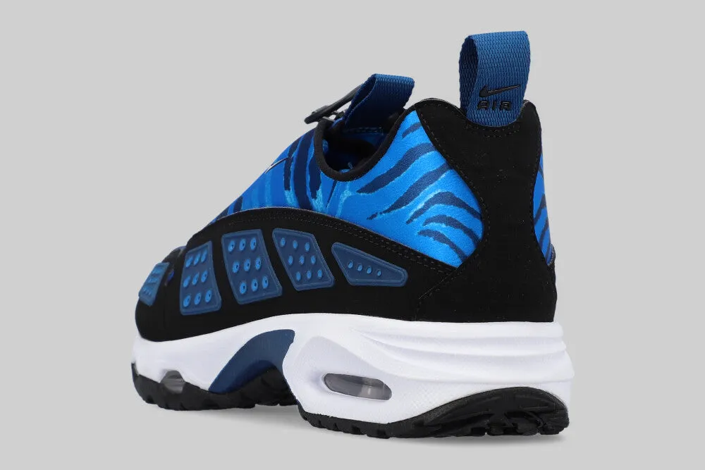 Nike Air Max SNDR 'Black and Photo Blue' Subtle patterns running in straight tracks shoes