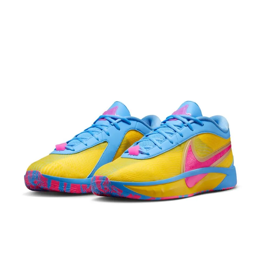 M Giannis Freak 6 "Candy Funhouse" HF1820-700 Baby Soft group walk