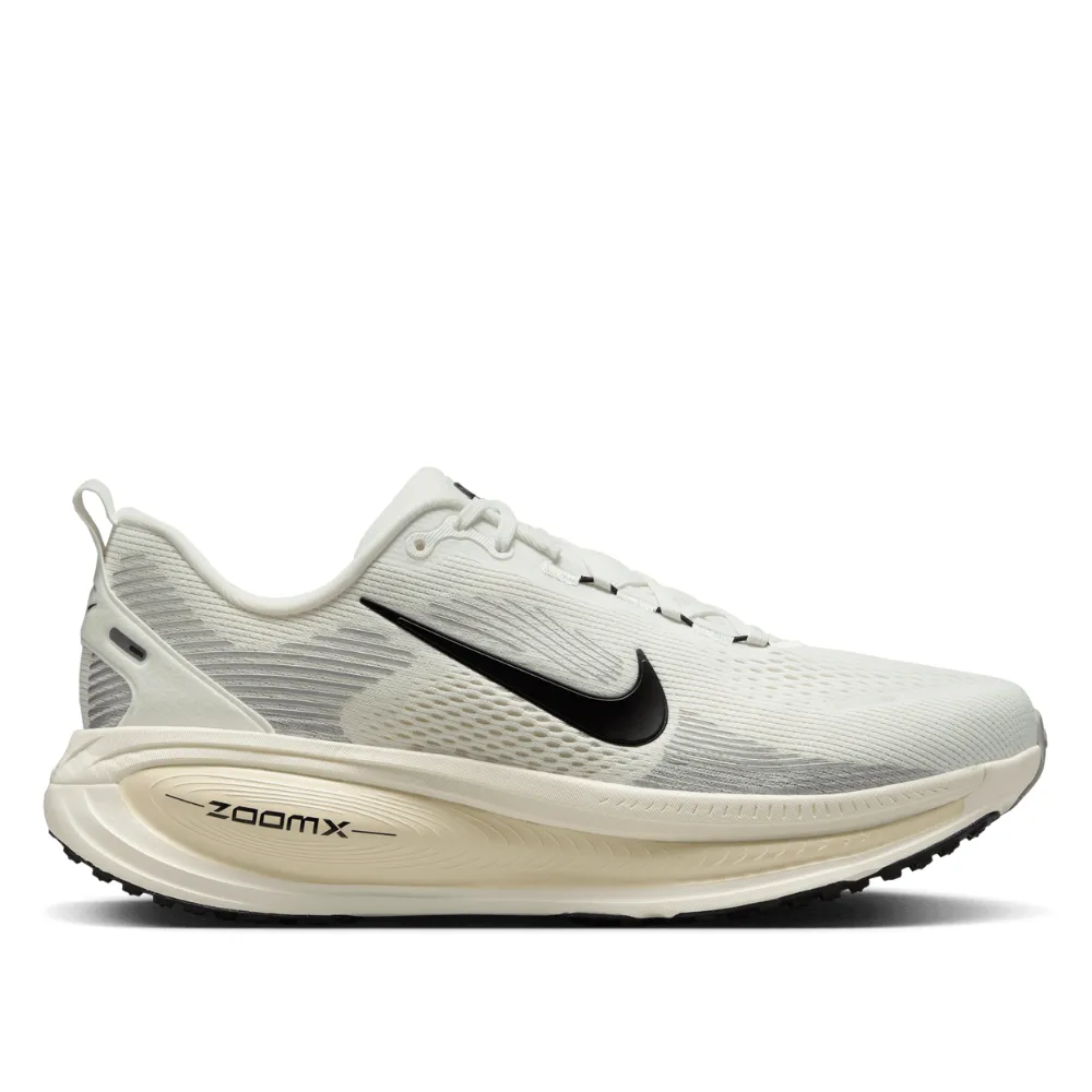 Nike Men's Vomero 18 Running Shoes running in a dance studio shoes running for endurance shoes
