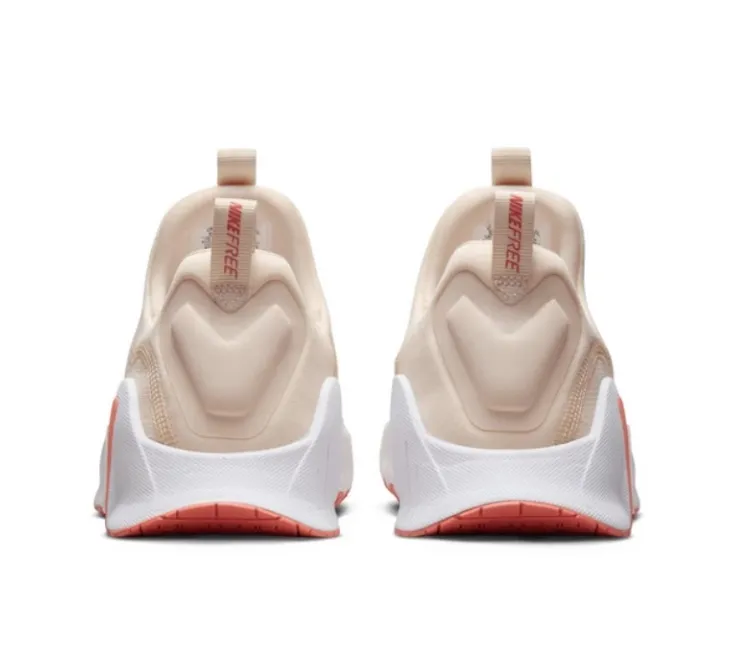 Balanced Zone Adjustable Strap Lock Women??s Nike Free Metcon 6 (Guava Ice)