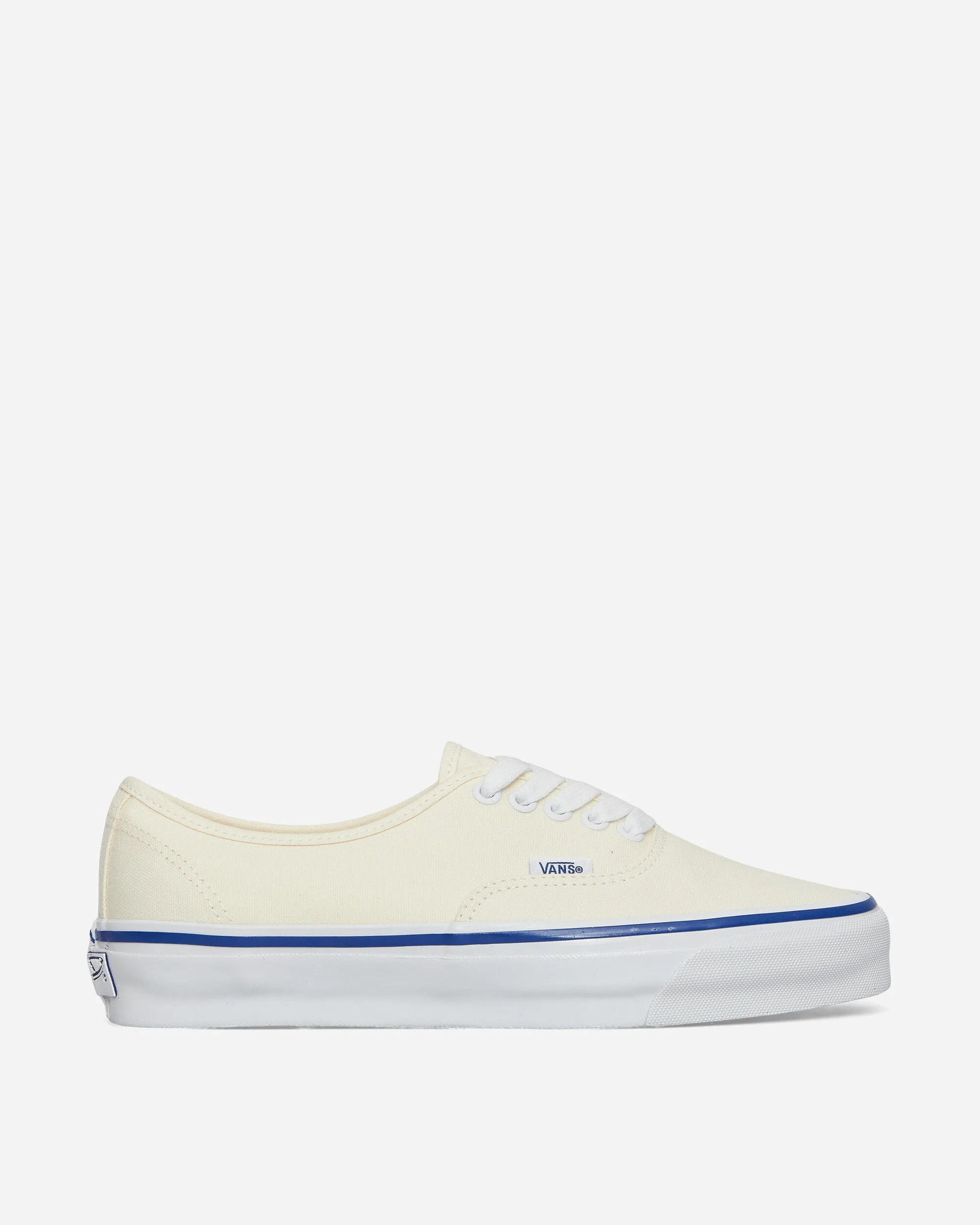 Streamlined silhouette Premium Authentic 44 Sneakers Off White