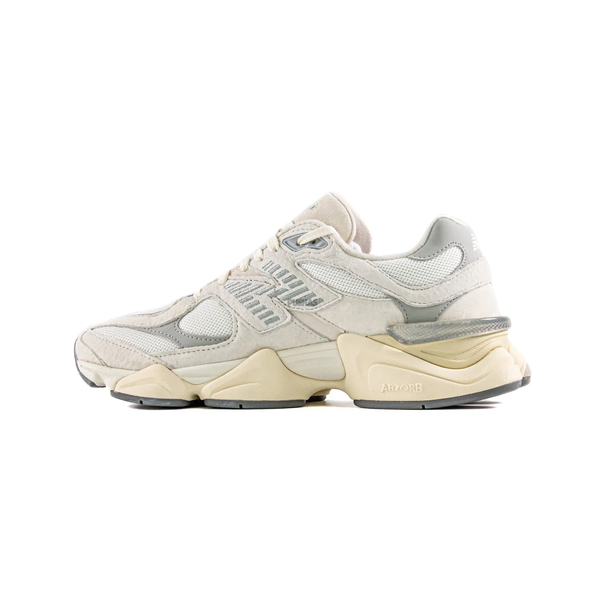 Trail Ready monochrome shoes New Balance 9060 'Sea Salt White' (2023)