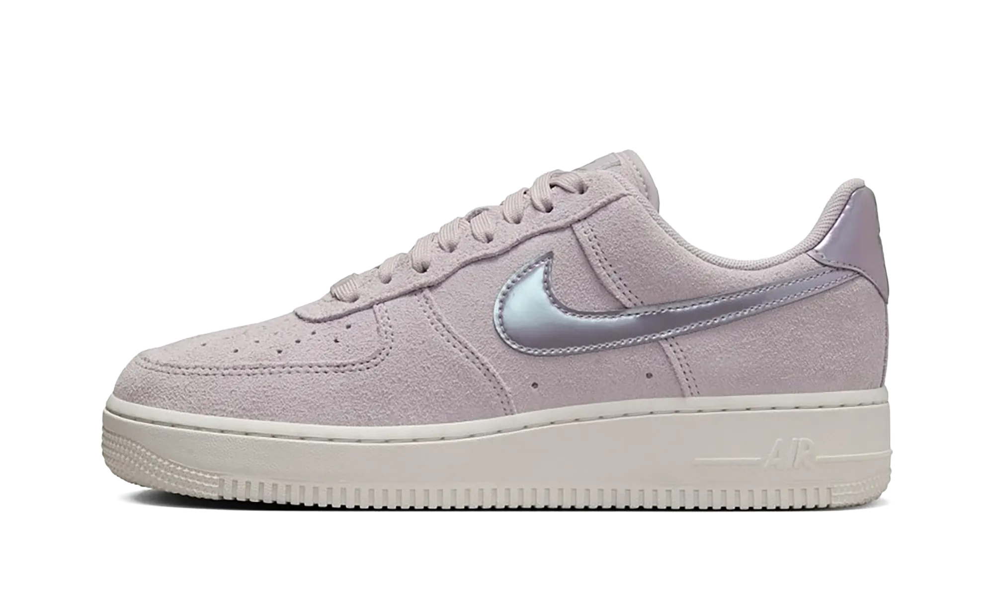 Responsive cushioning Padded Step Air Force 1 WMNS "Platinum Violet"