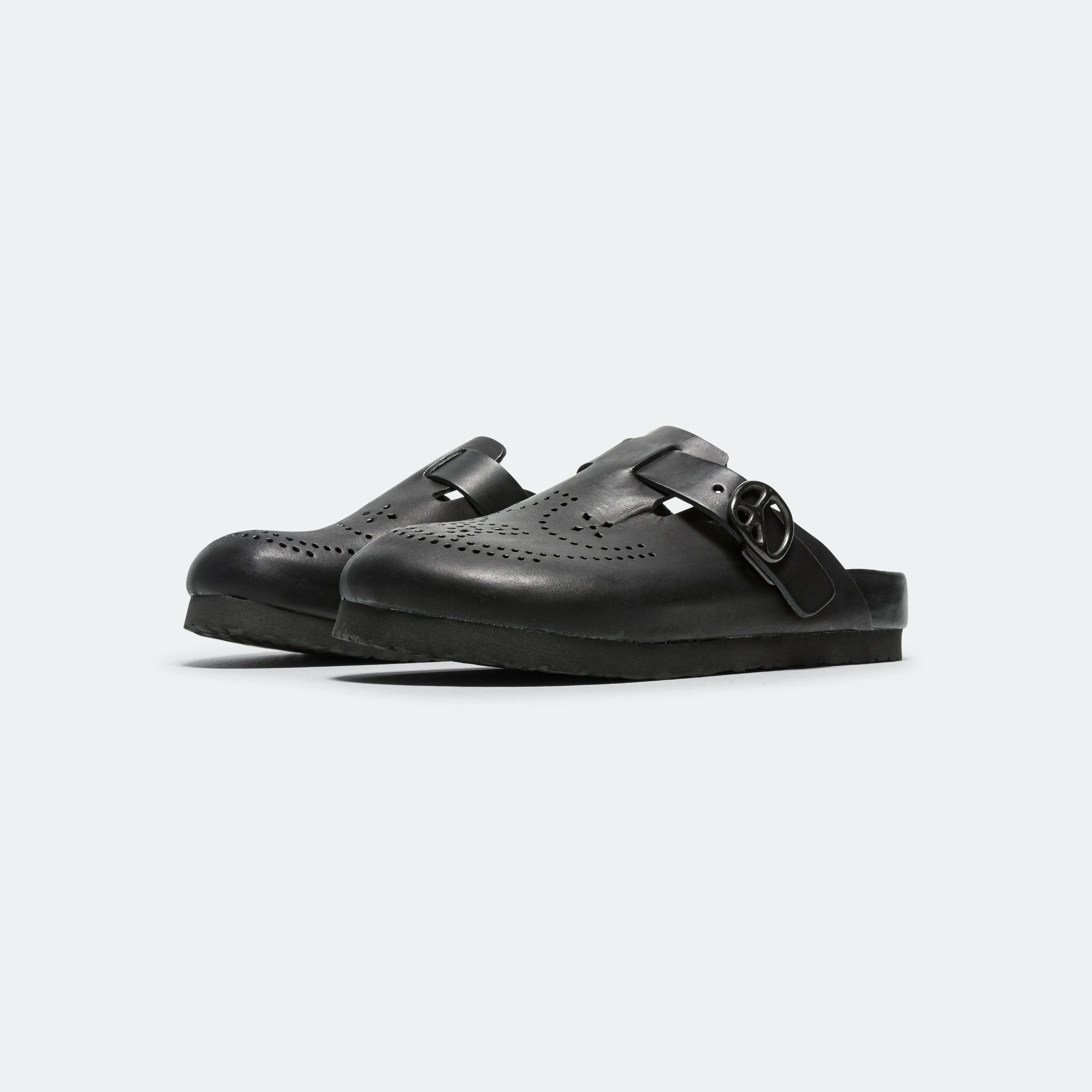 Comfortable Beach Footwear Clog Sandal - Black Cowhide Leather