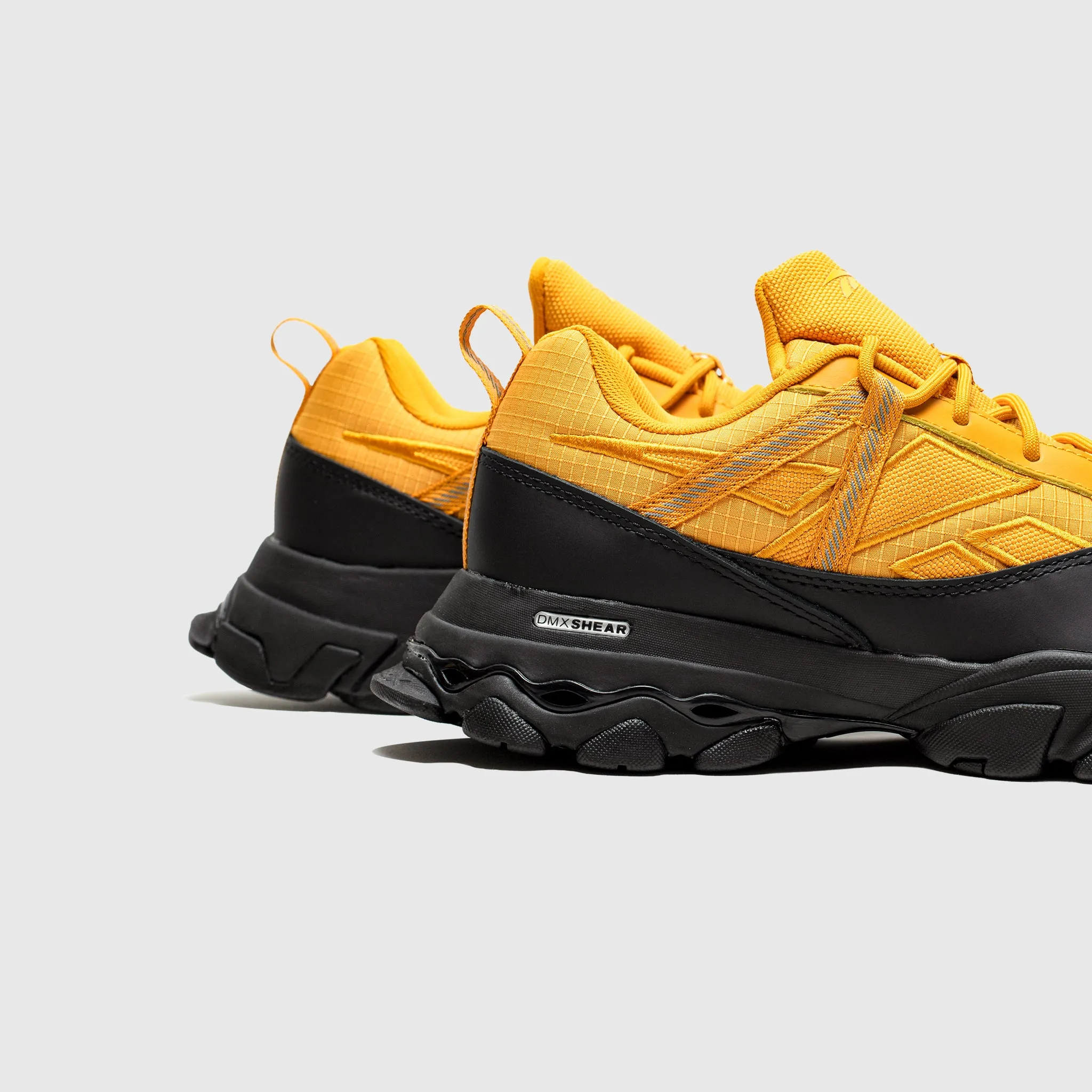 DMX TRAIL SHADOW "BRIGHT OCHRE" Performance Ready Quick Support