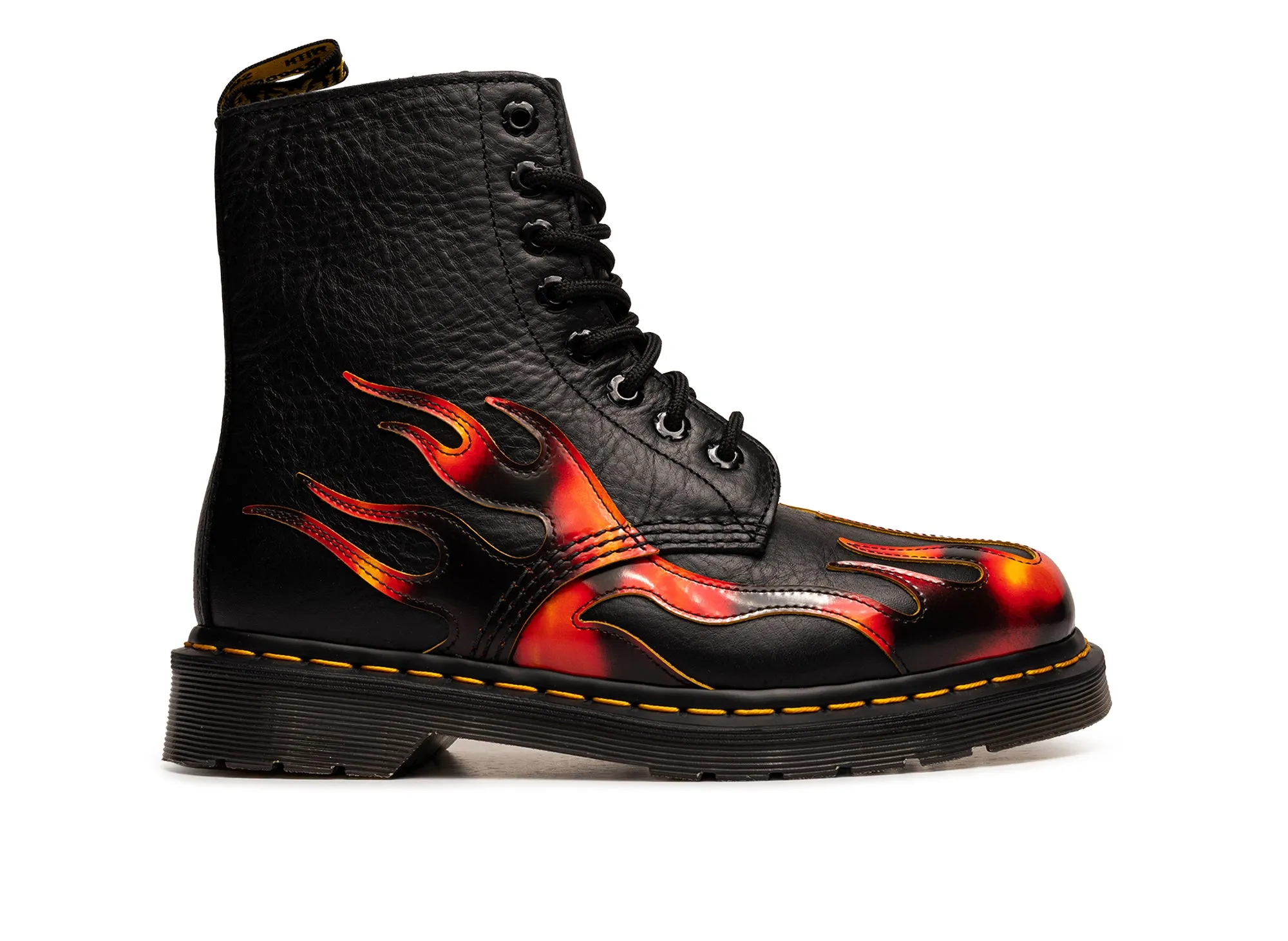 Dr. Martens 1460 Pascal Flame xld Ventilation holes Desert Run