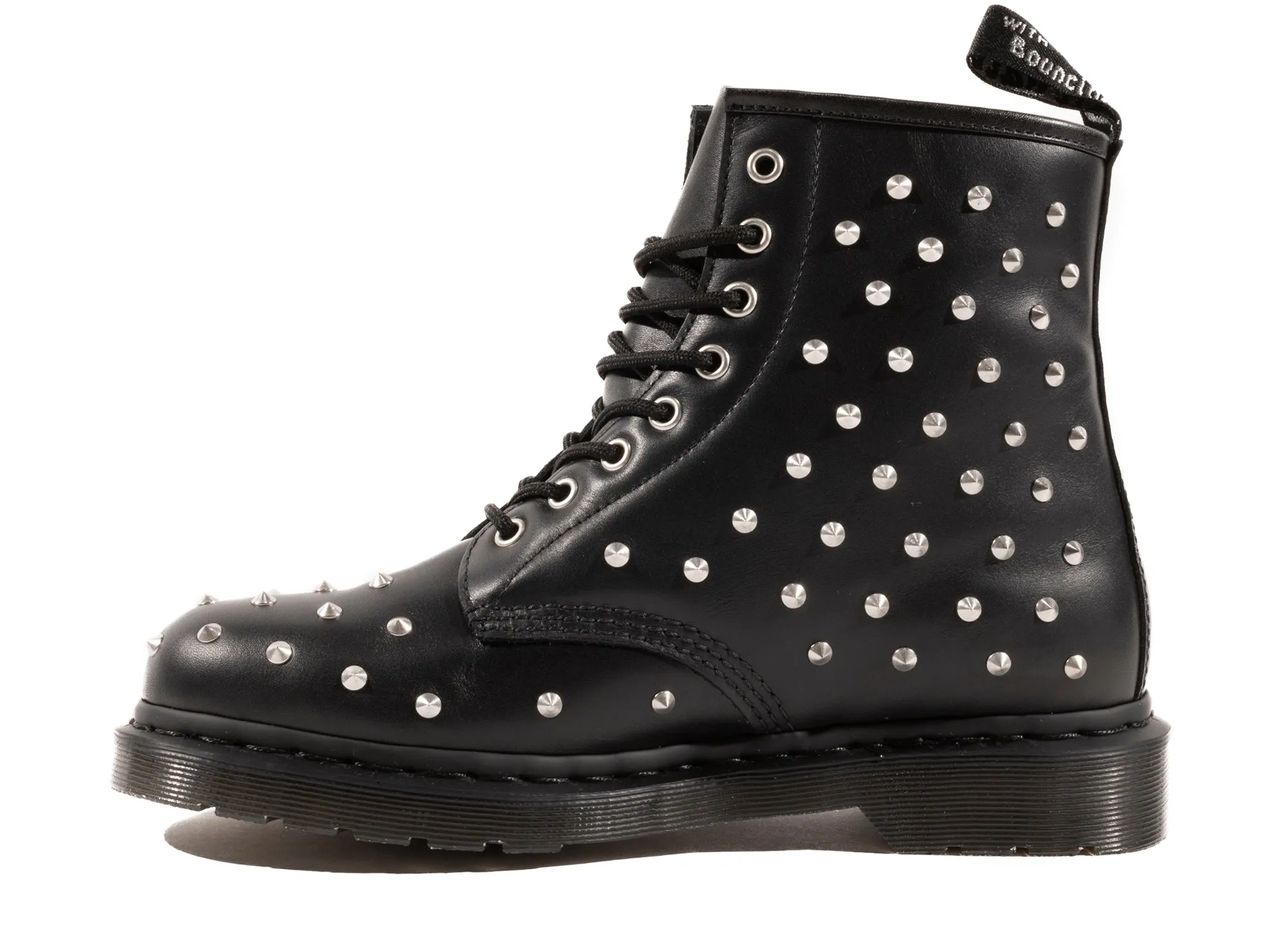 Dr. Martens Stud Wanama Urban Comfort waterproof user