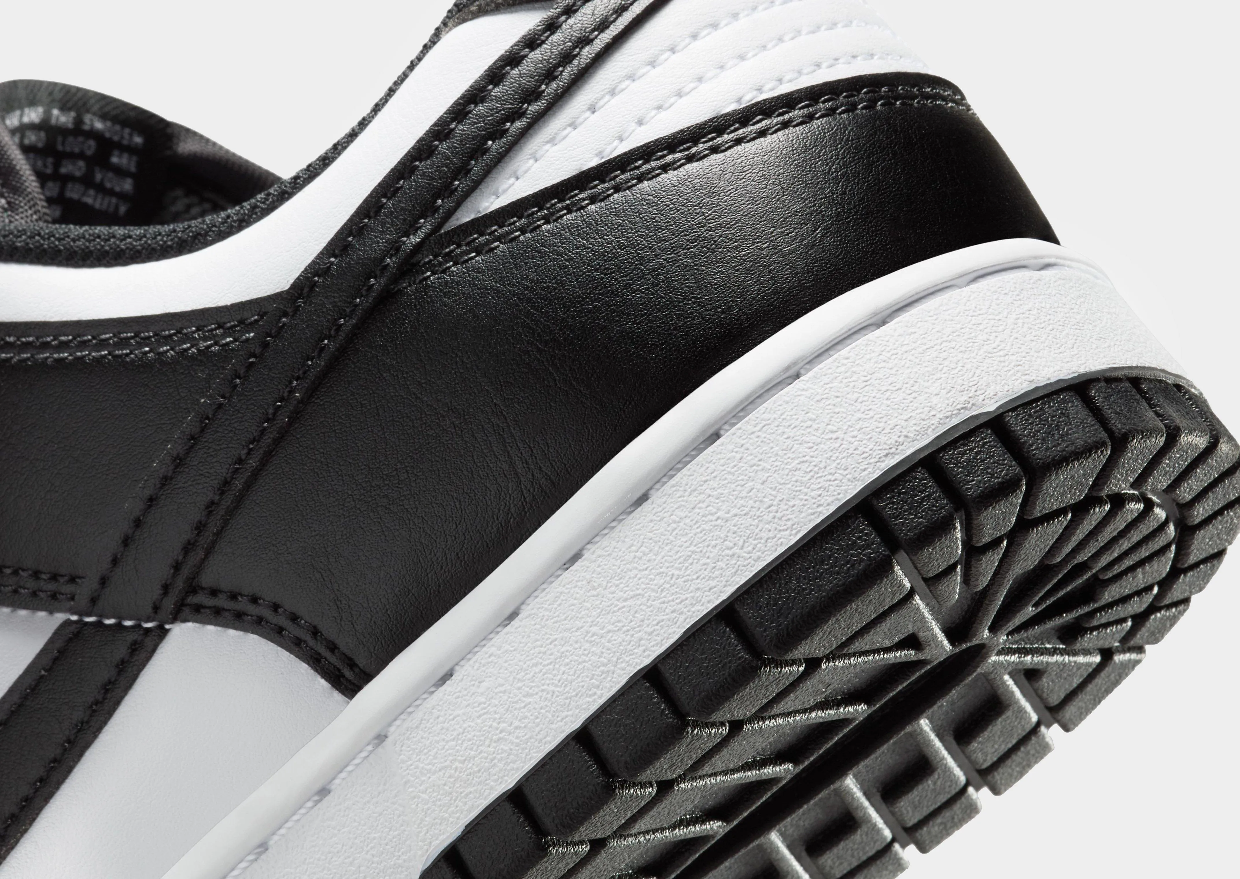 Balanced feel Fashionable Style Dunk Low Retro