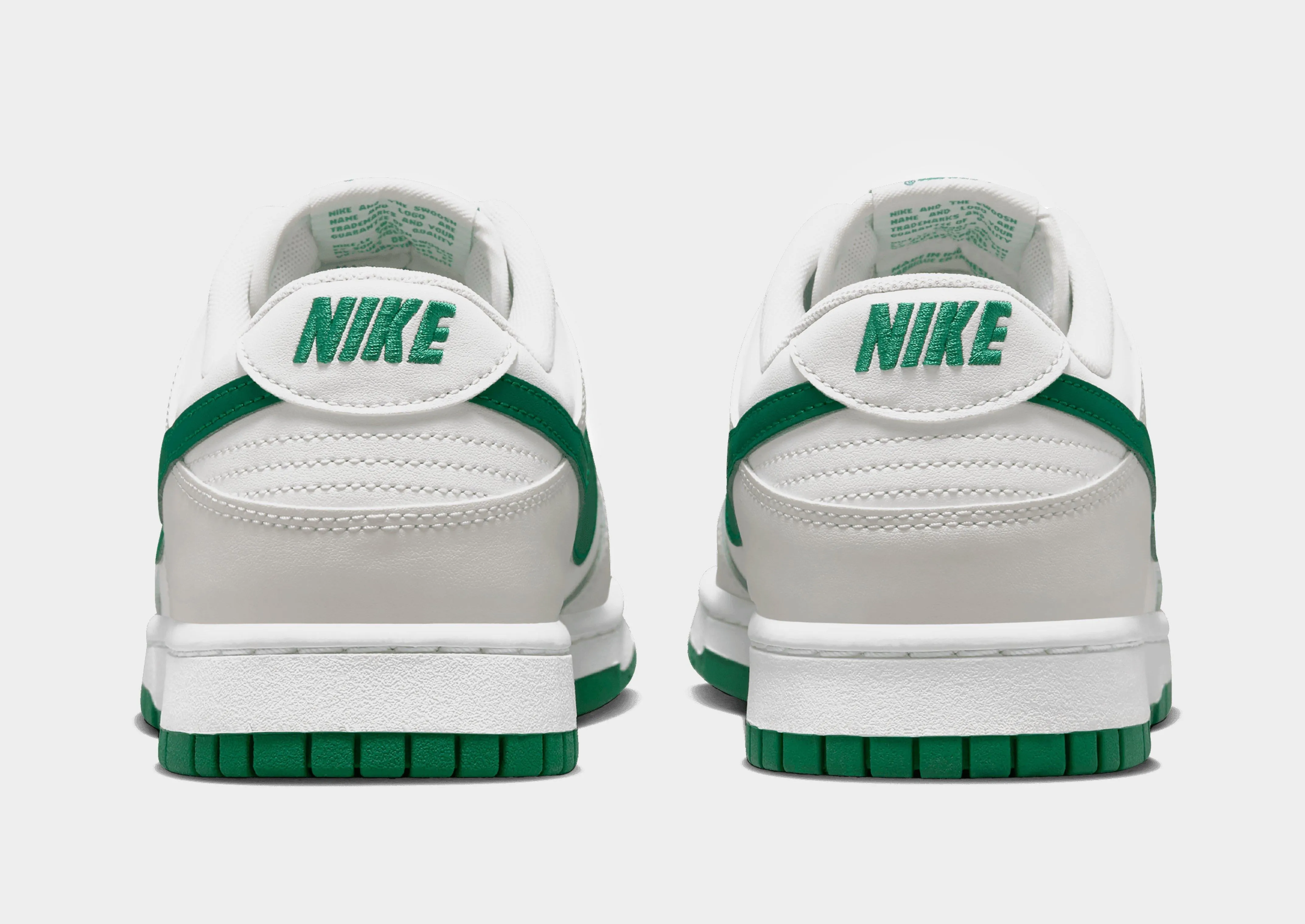 Dunk Low Retro Buckle Detail