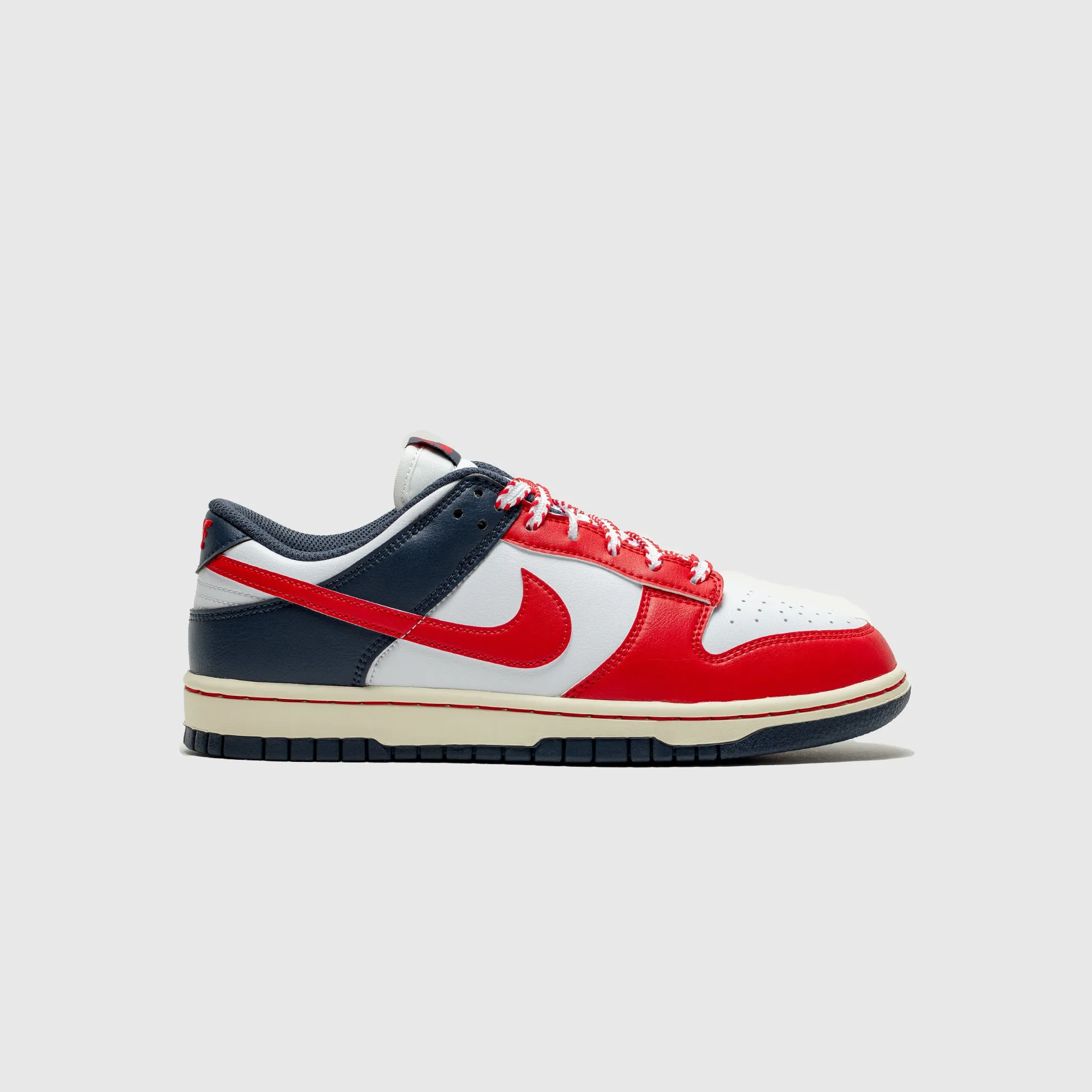 Trail Style Ankle Support DUNK LOW RETRO "RED SOX"