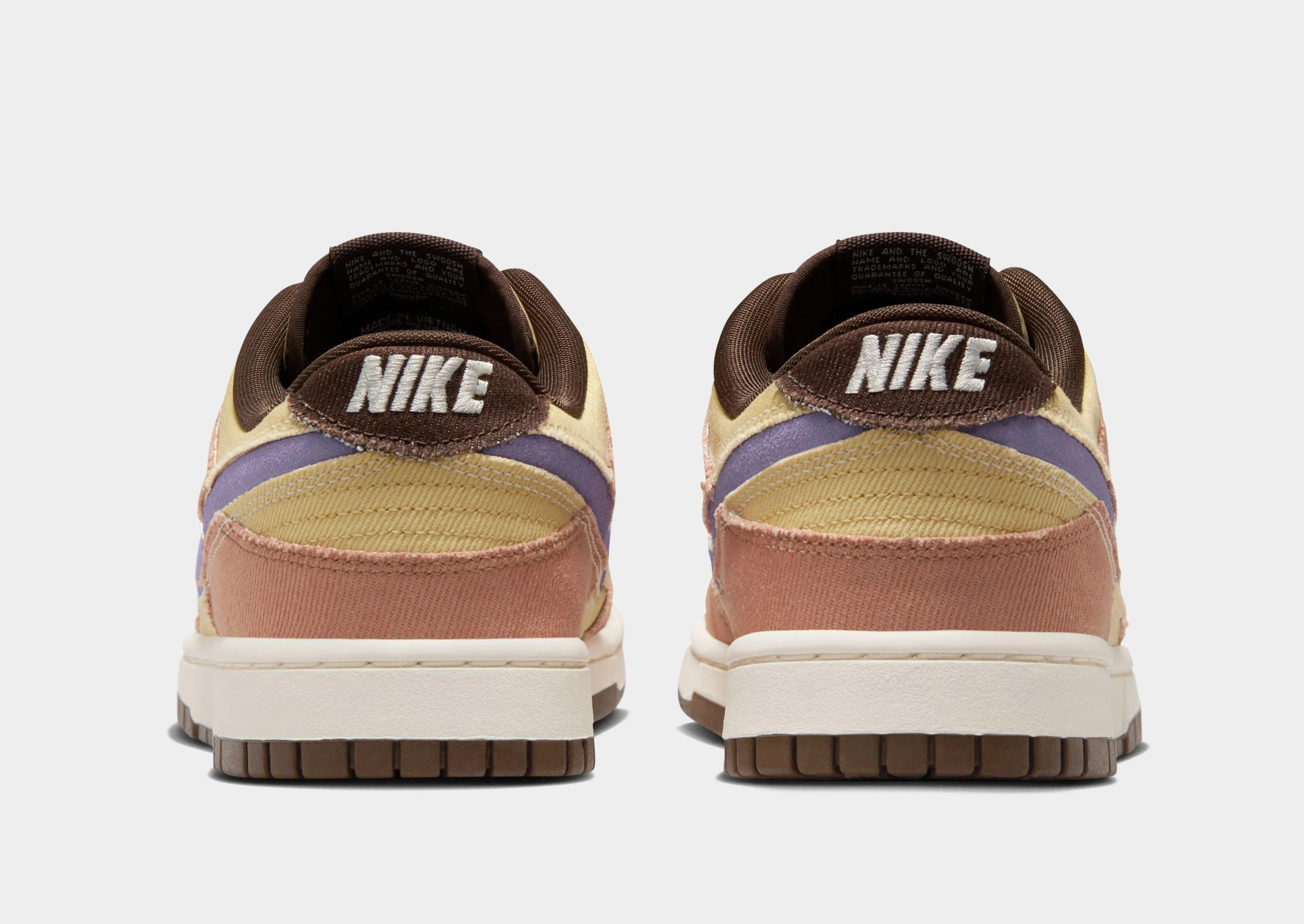 City Stroll French Ease Dunk Low Retro SE