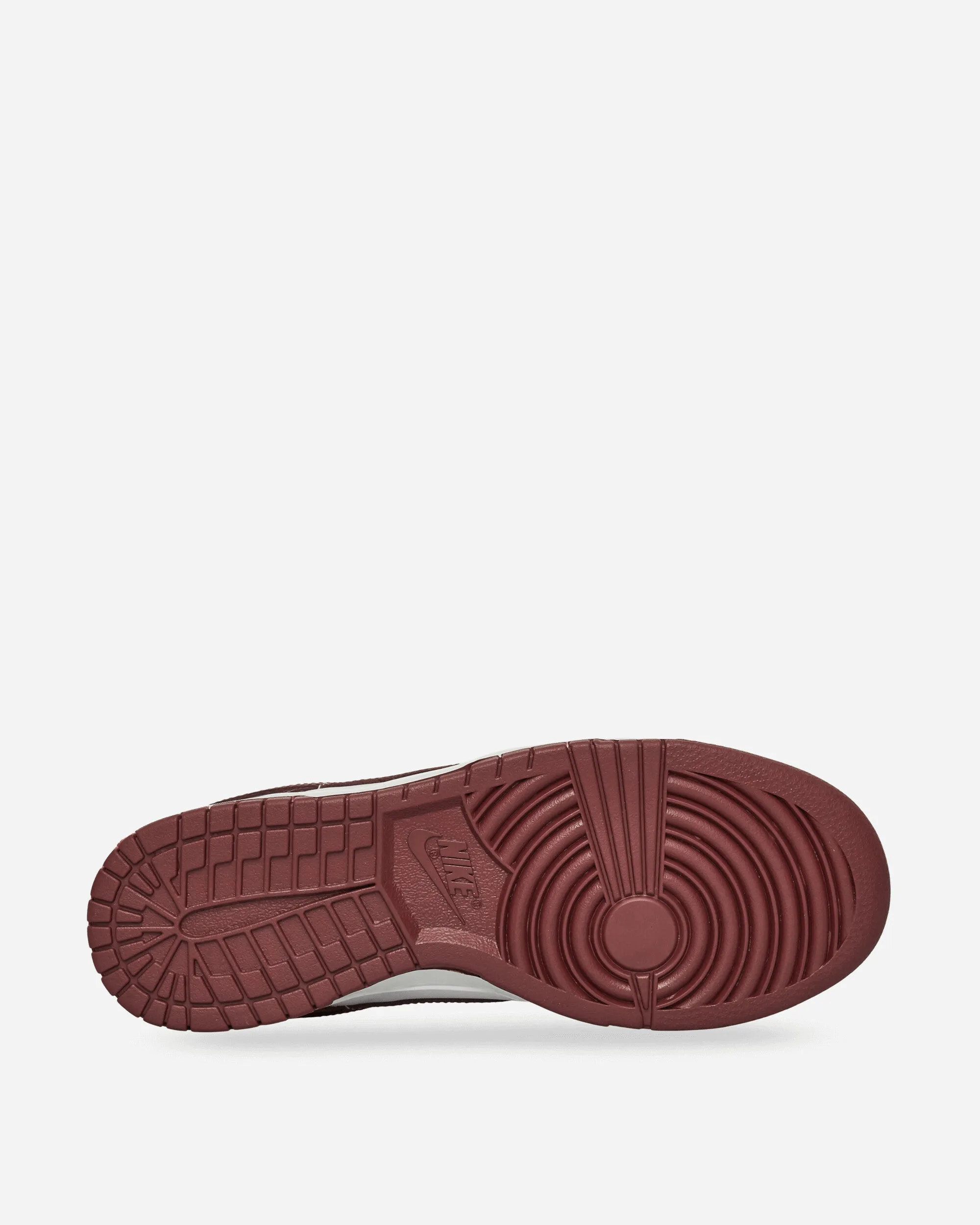 Dunk Low Retro Sneakers White / Redwood Dynamic Use Aerobic Grip