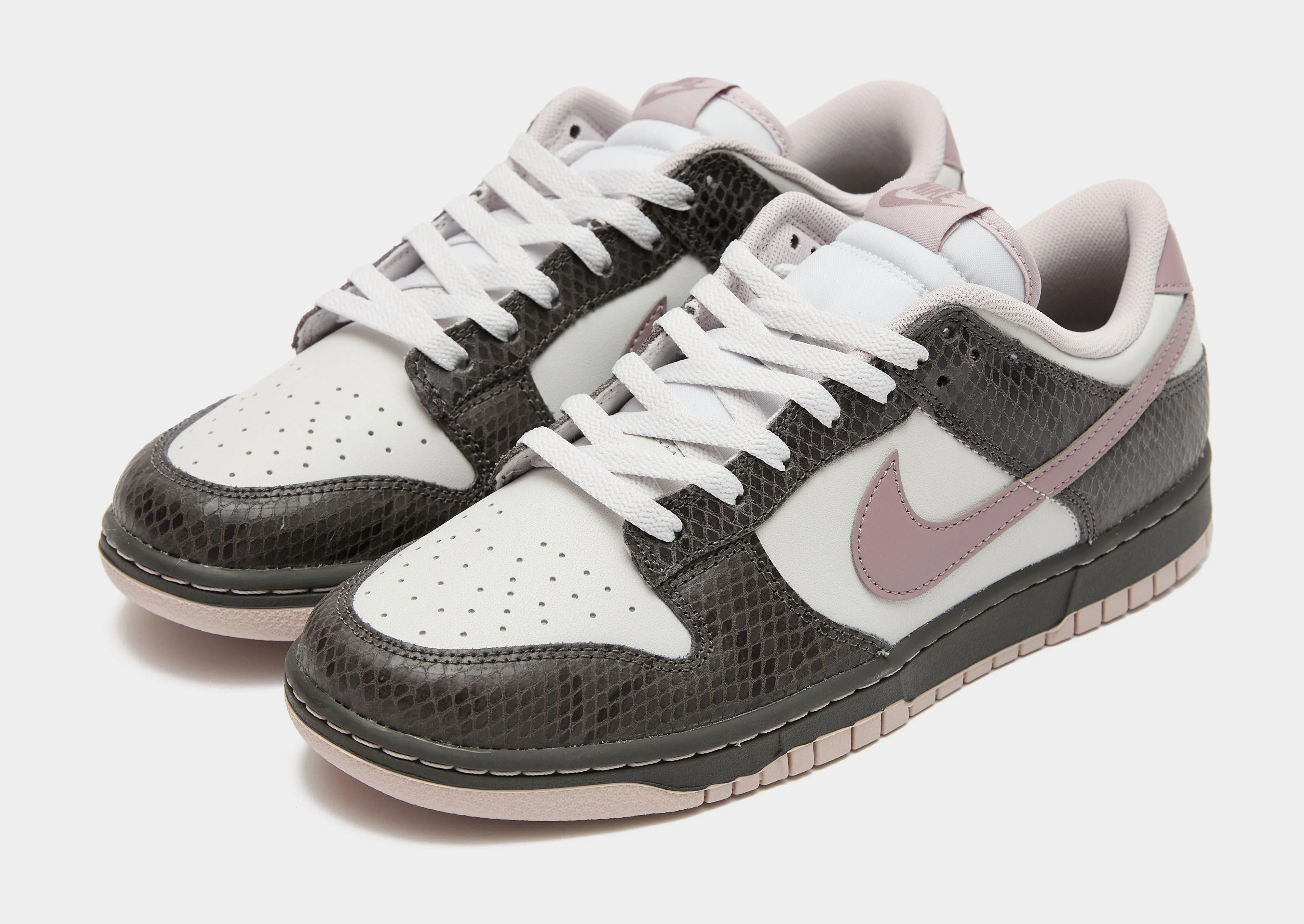 Dunk Low SE Urban Cool