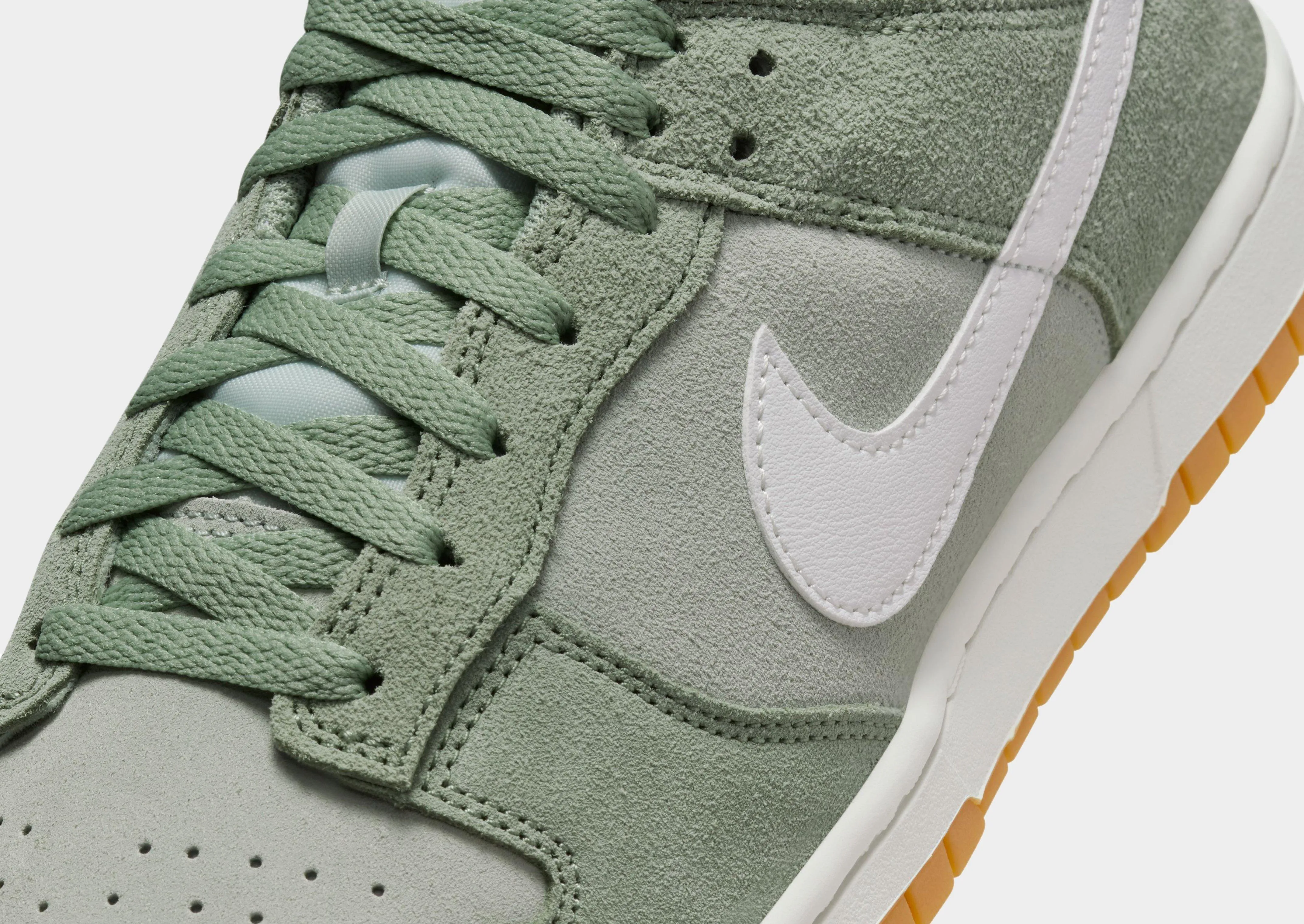 Dunk Low SE Snow Step Comfort foam