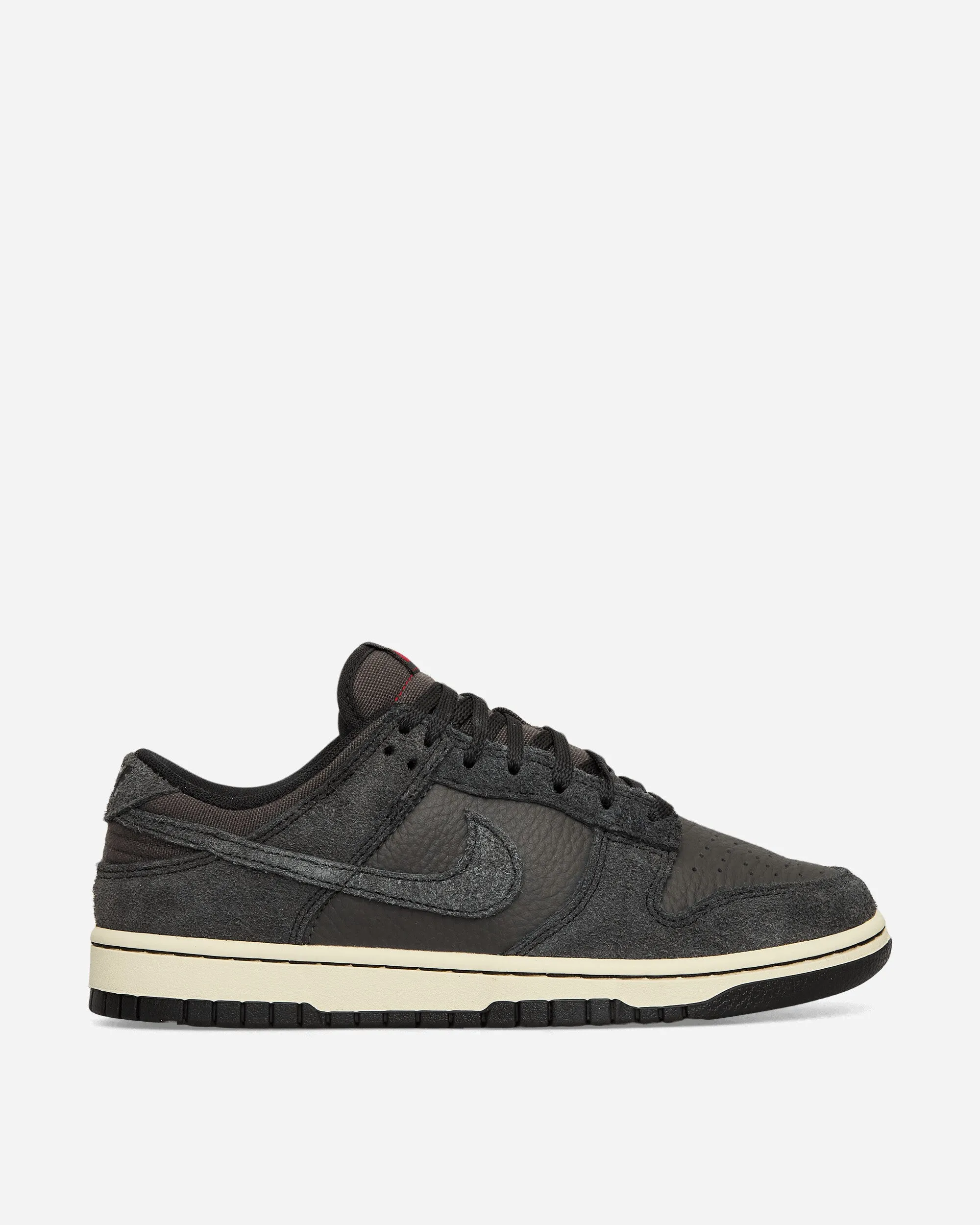 Dunk Low Sneakers Black / Medium Ash Heel Cushion
