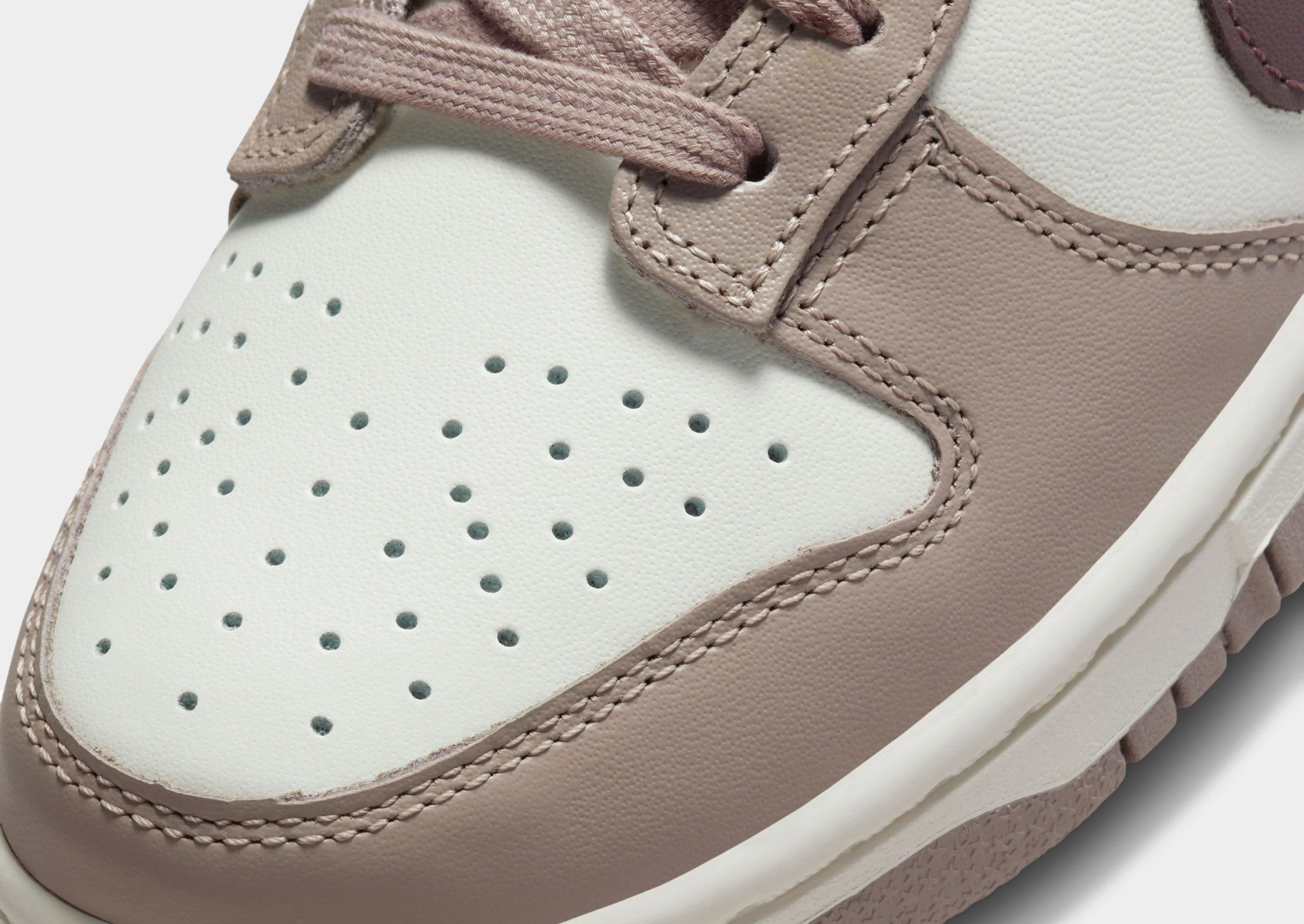 Dunk Low Women's Luxe Look