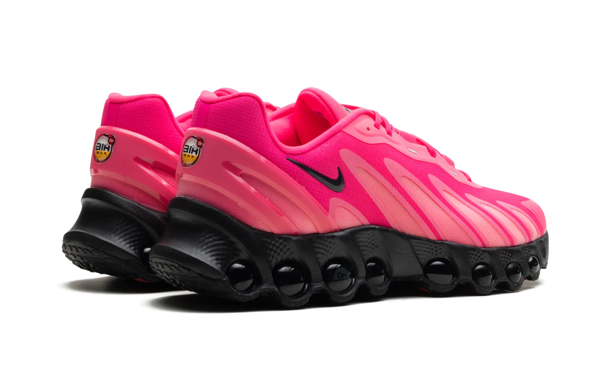 Air Max DN8 "Hyper Pink" Wide - footed