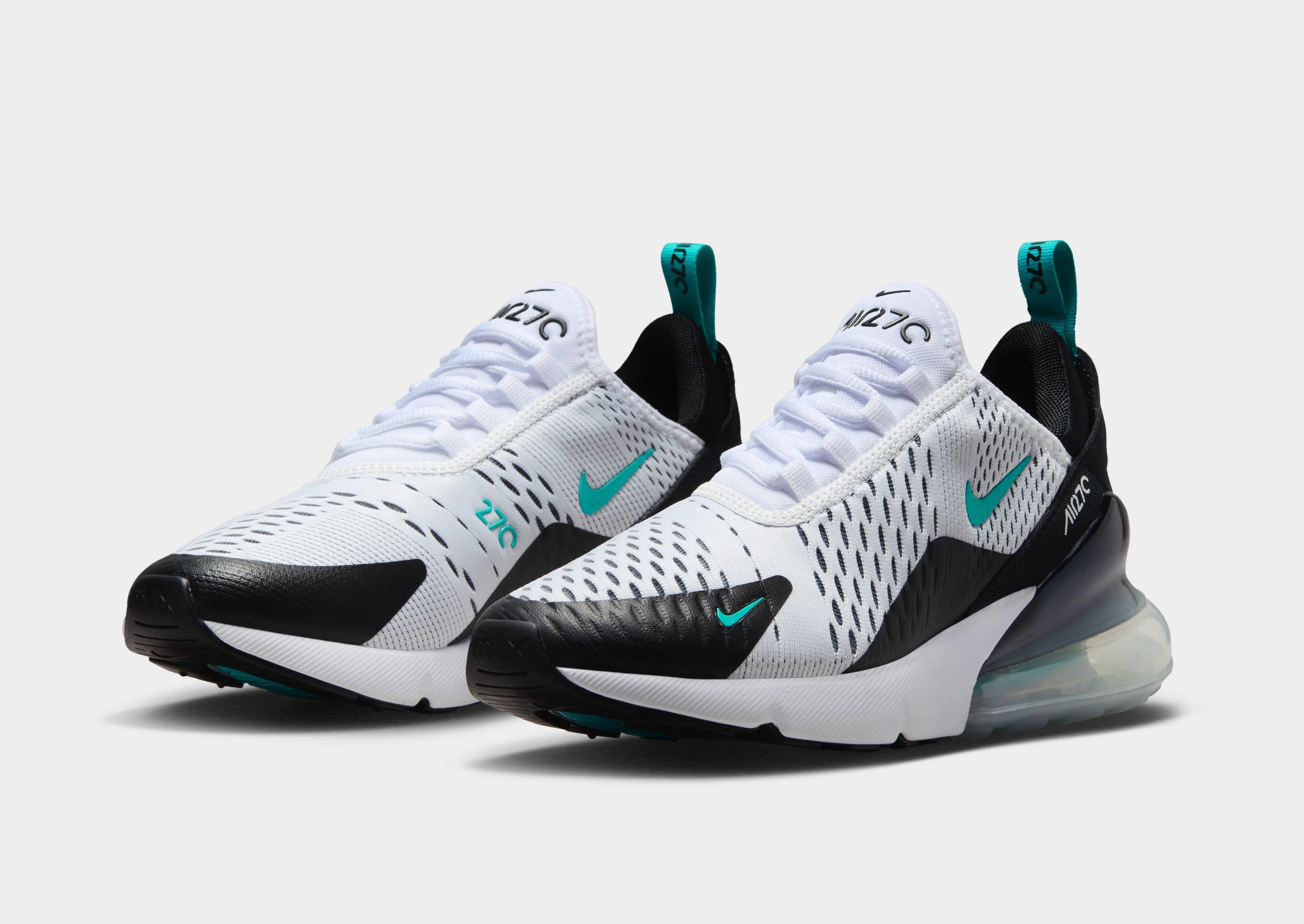 Air Max 270 Women's StretchMesh running in a park trail