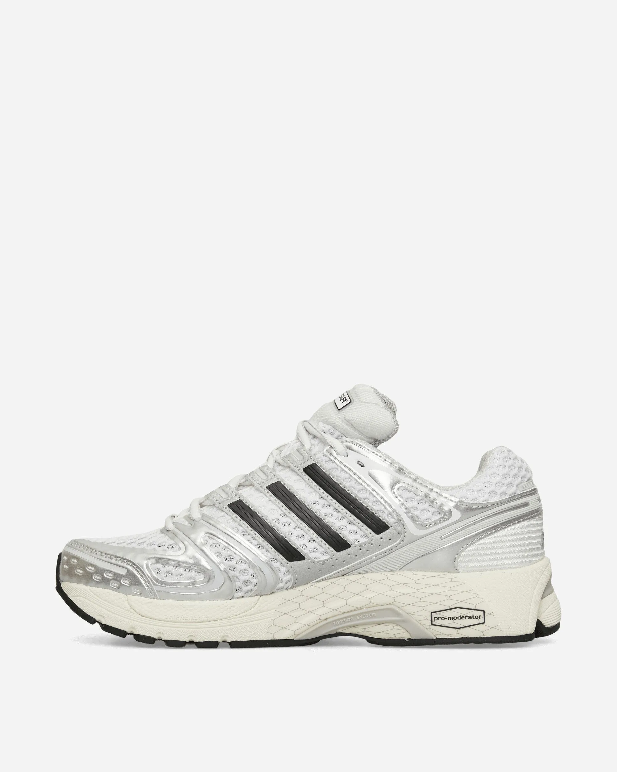 Adistar Control 5 Sneakers Silver Metallic / Grey One / Core Black Machine Washable Fabric Office Ready