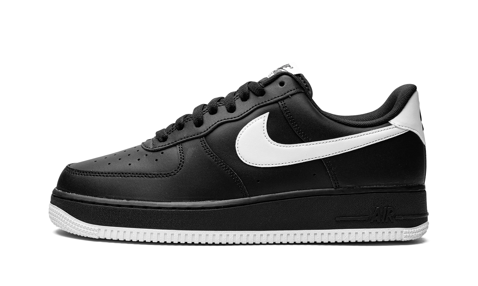 Air Force 1 '07 "Black / White" Relaxed Feel