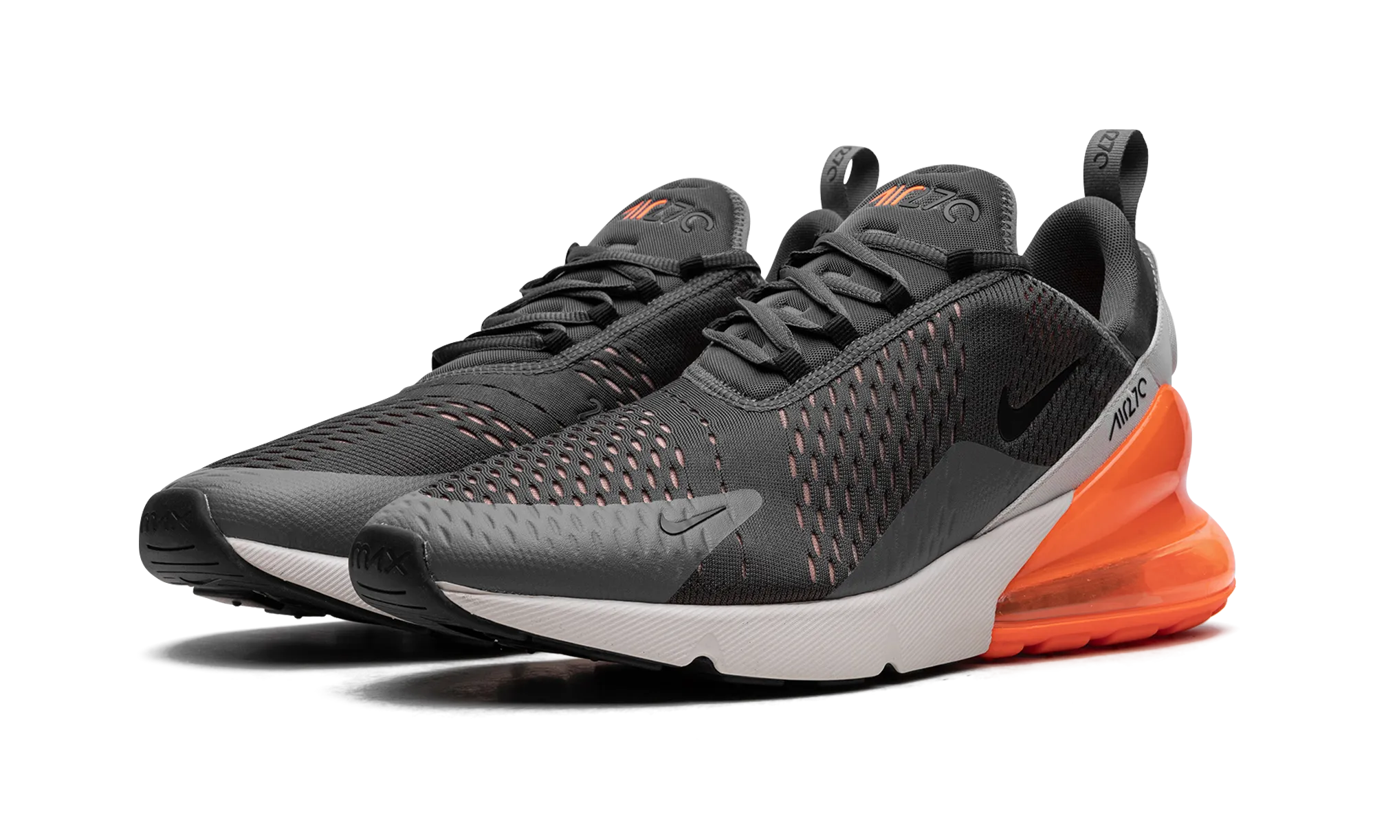 Air Max 270 supportive fabric shoes