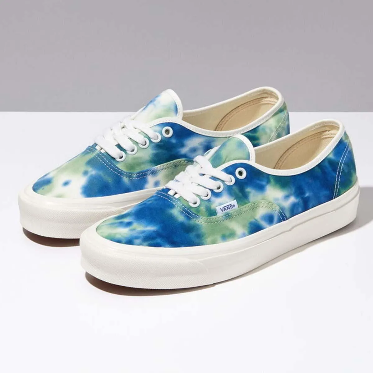 Anaheim Factory Authentic 44 DX 'Eco Tie Dye' Effortless Silhouette least indoor