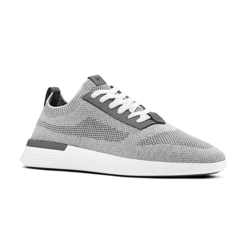 Sturdy Build Men's Supremeknit Trainer Gray/White