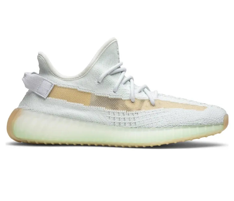 Springy ride Adidas Yeezy Boost 350 V2 (Hyper Space)
