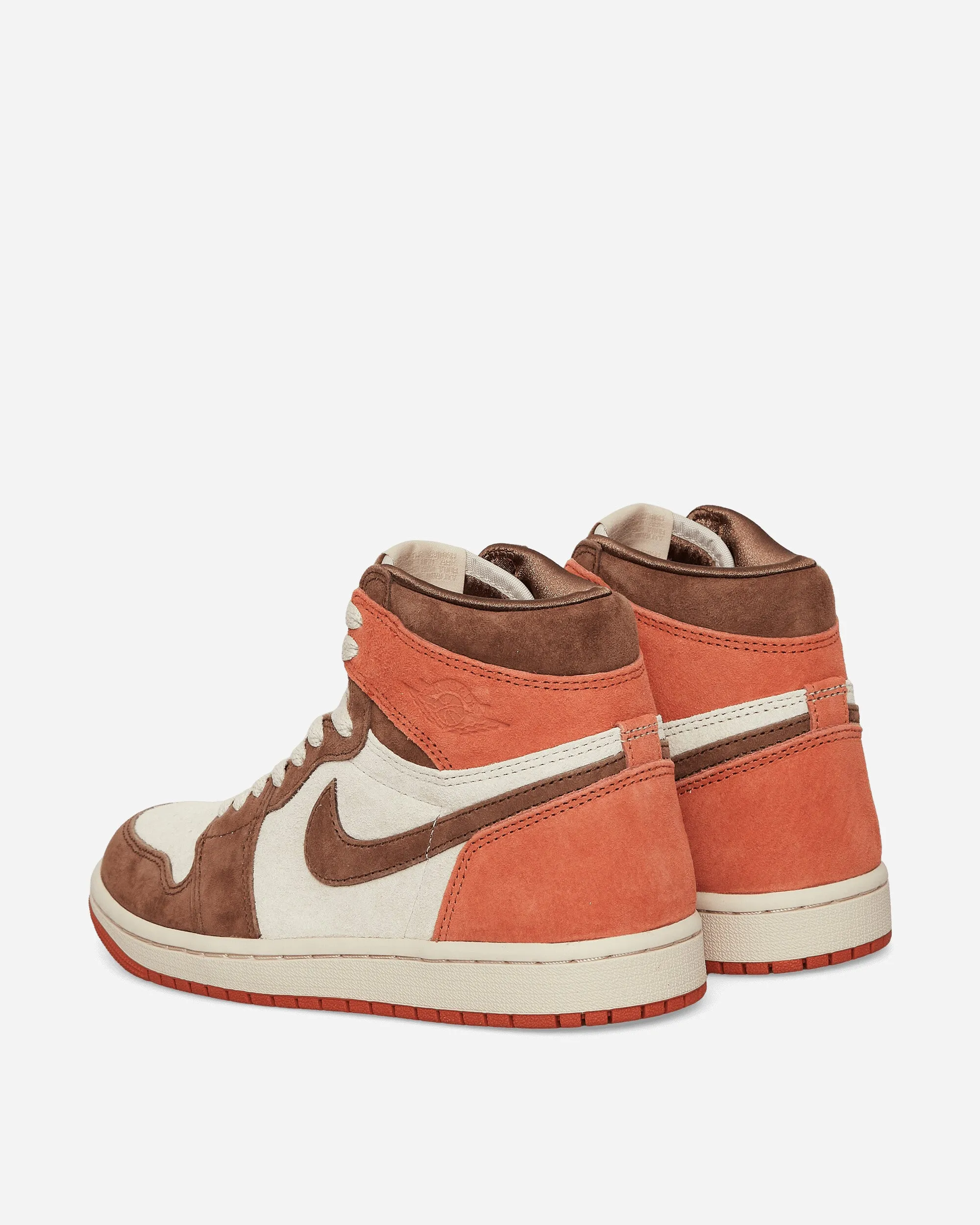 Women's Air Jordan 1 Retro High Sneakers Cacao Wow / Sanddrift Seamless Fit Twist Free Motion