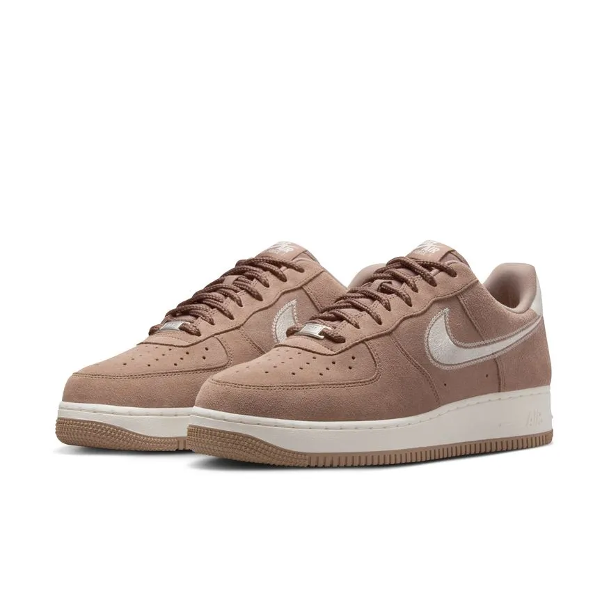 M Nike Air Force 1 '07 LV8 HJ4465-200 Lightweight